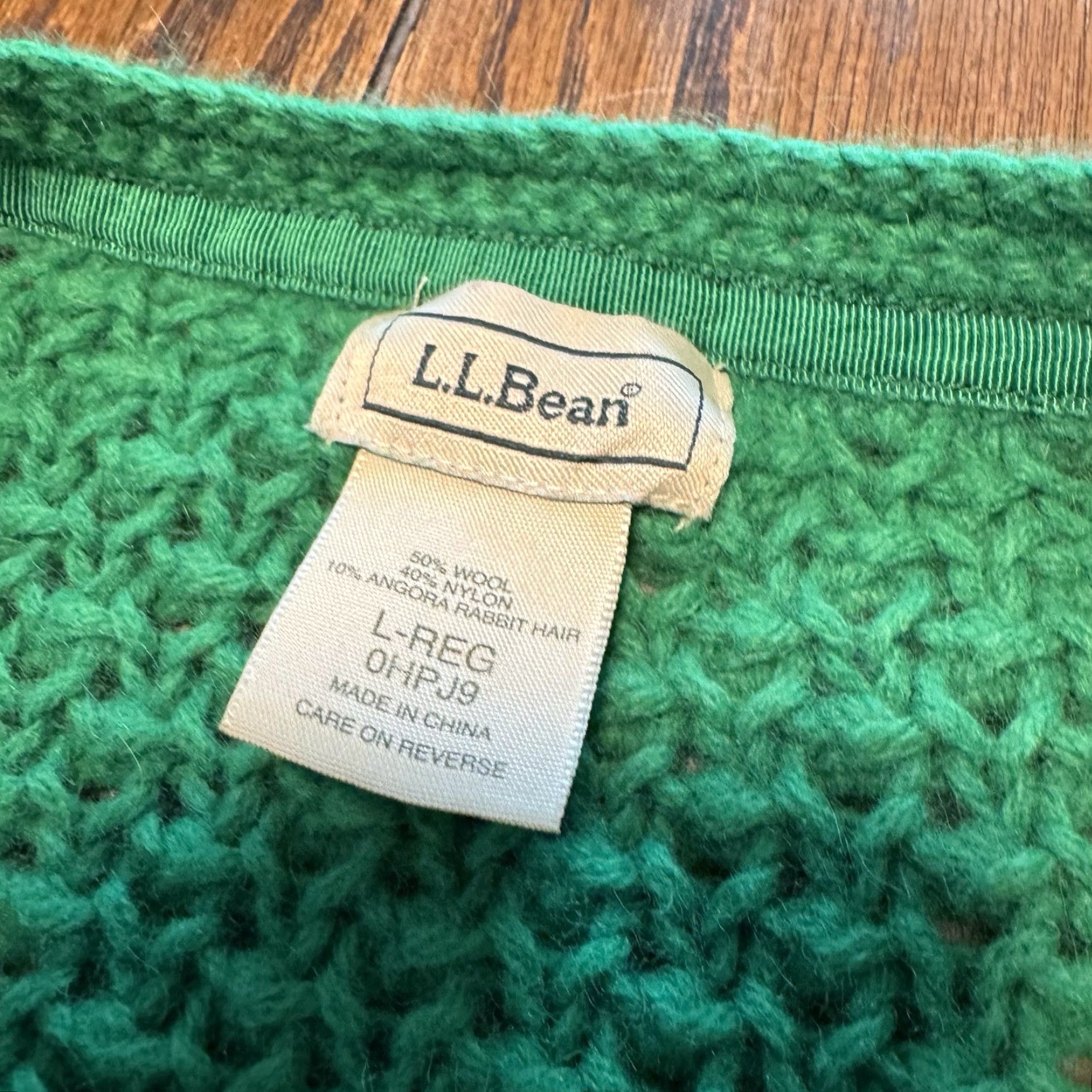 Vintage VINTAGE LL Bean Cardigan Wool Blend Crochet Button Front Green Women’s Large Regular Size Size L / US 10 / IT 46 - 3 Thumbnail