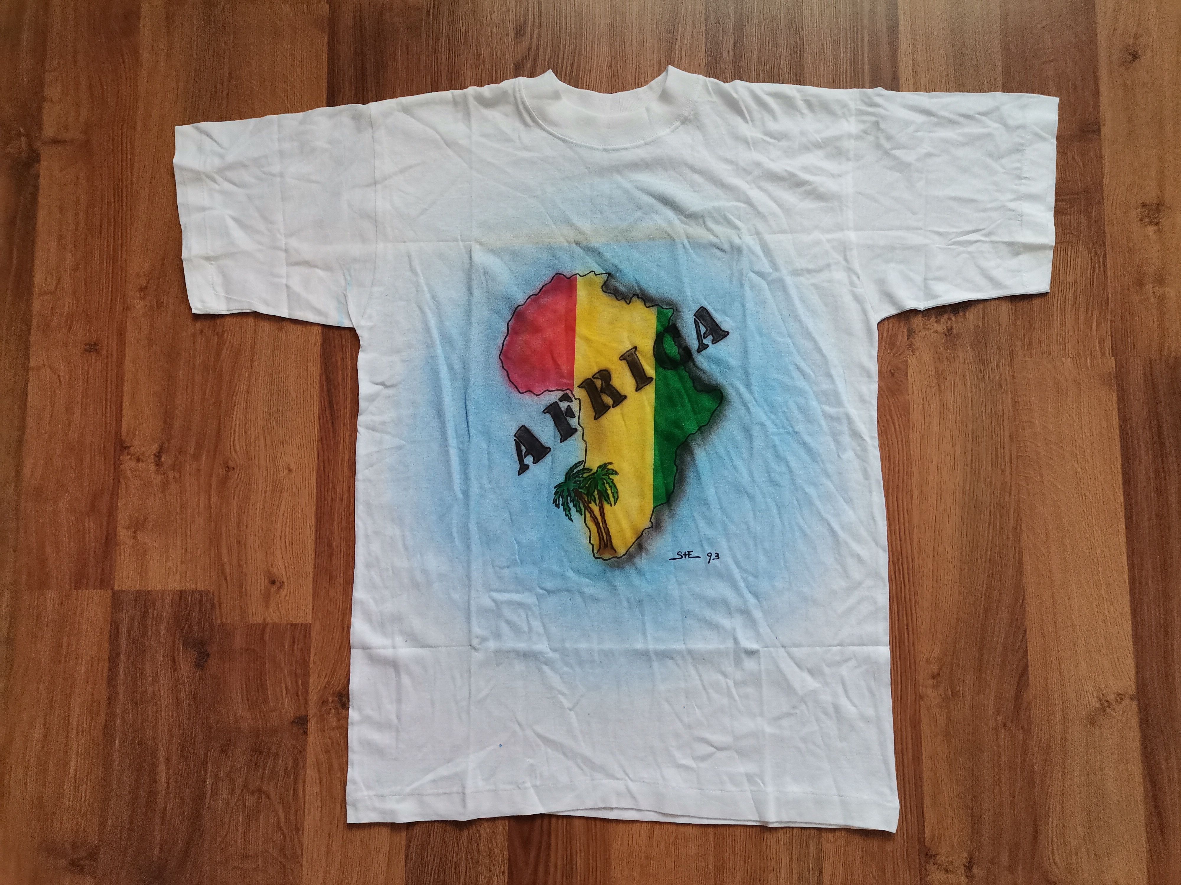 Vintage Vintage Africa She '93 Tee Size US L / EU 52-54 / 3 - 1 Thumbnail