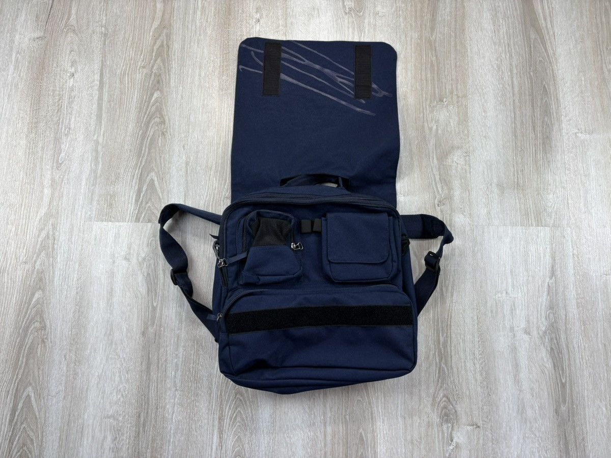 Nike × Vintage Mens vintage bag Nike 2 in 1 Size ONE SIZE - 4 Thumbnail