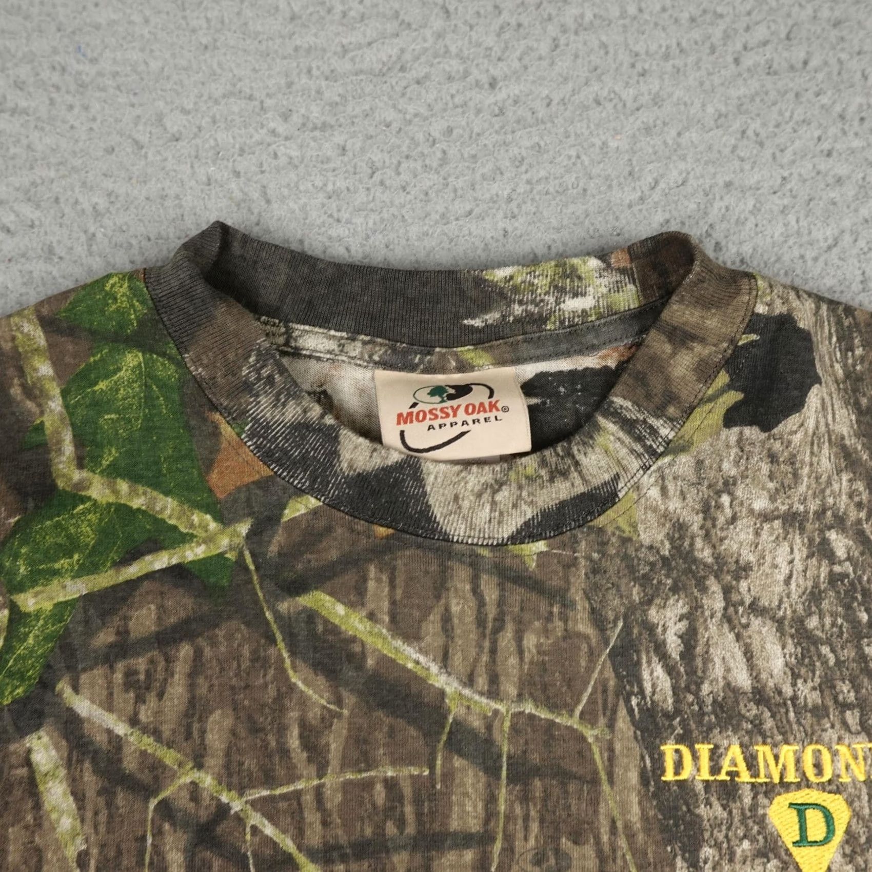 Vintage Mossy Oak Shirt Mens Medium Camouflage Diamond D Outfitters Pocket Tee Hunting Size US M / EU 48-50 / 2 - 6 Thumbnail