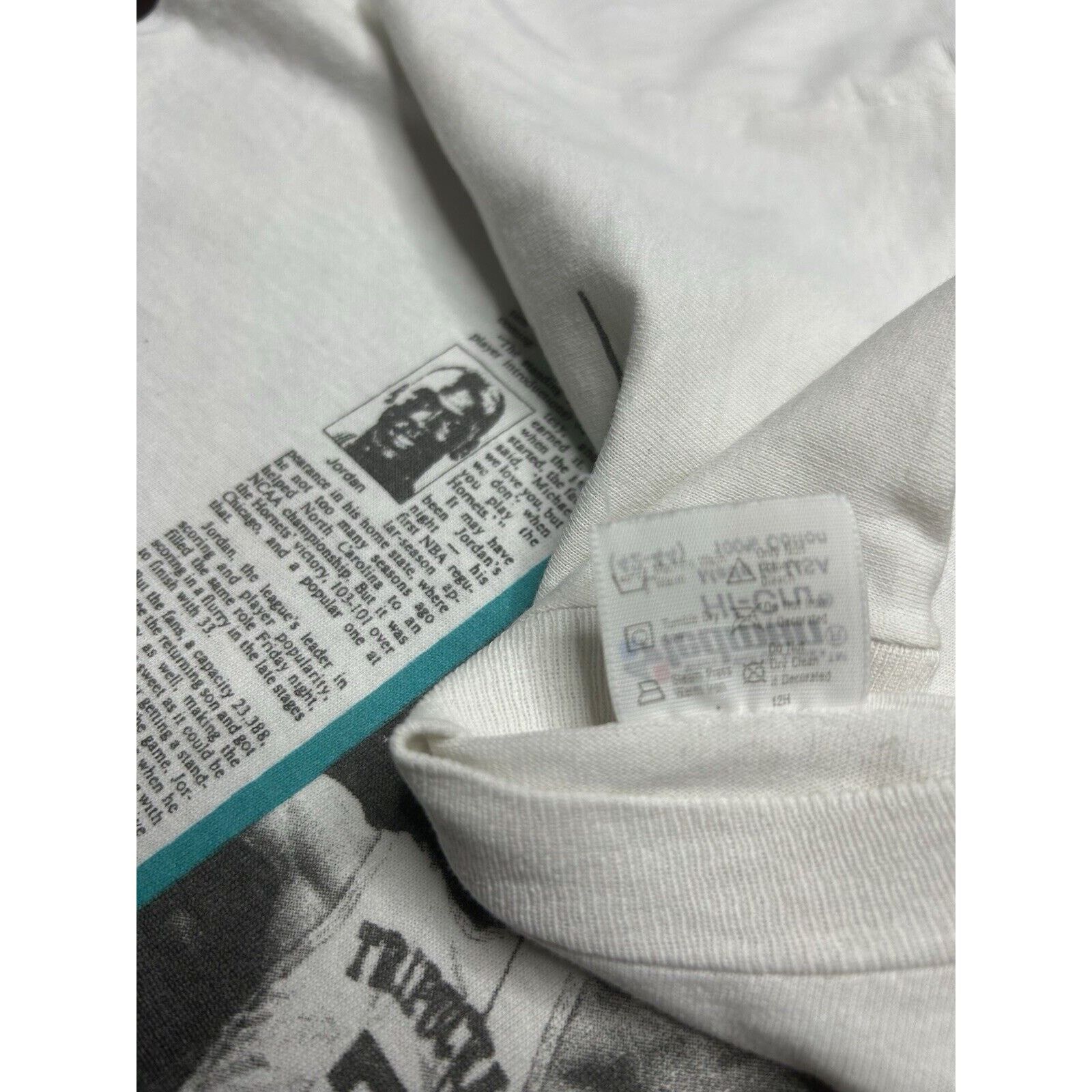 NBA VTG 1988 The Charlotte Observer NBA Hornets Bulls Shirt RARE Size US L / EU 52-54 / 3 - 10 Thumbnail