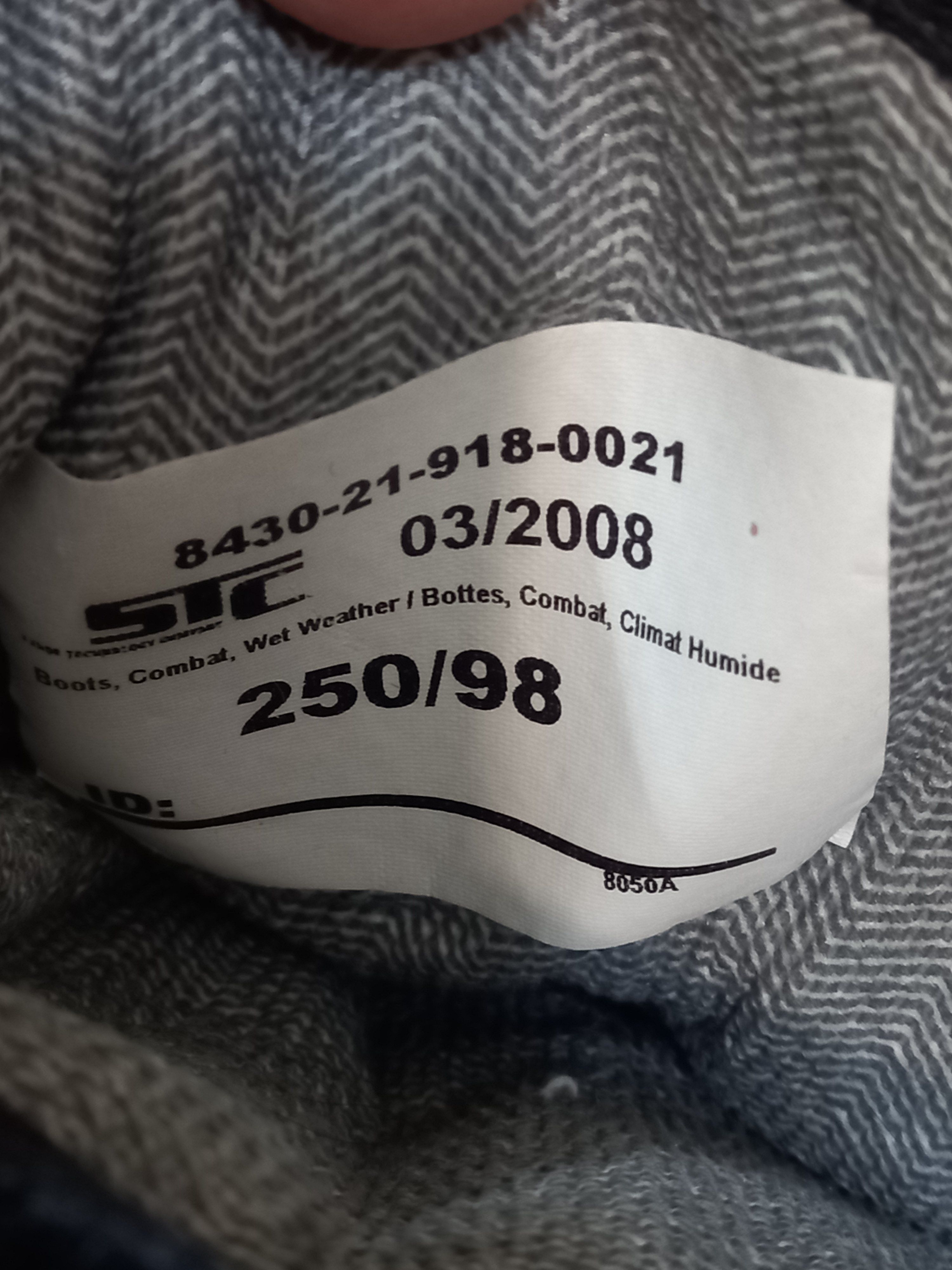Vintage Boots Stc wet weather (Canada) Size US 8 / EU 41 - 5 Thumbnail