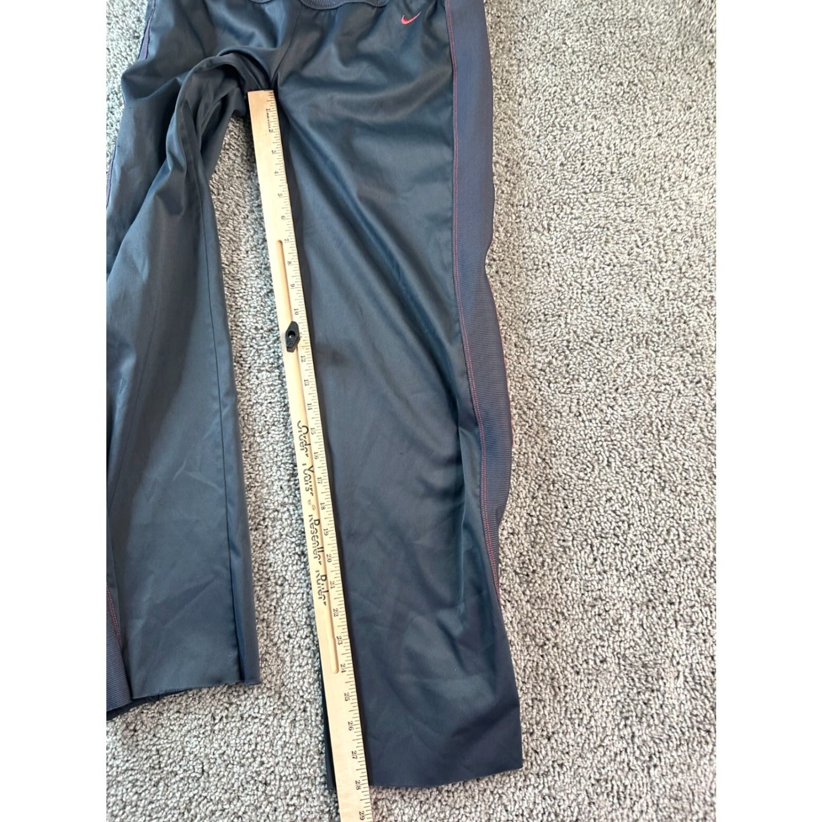 Nike Nike Track Pants Womens XS Gray Pink Pull On Stretch Regular Inseam 28in Logo 90s? (adjusted) Size 26" / US 2 / IT 38 - 7 Thumbnail