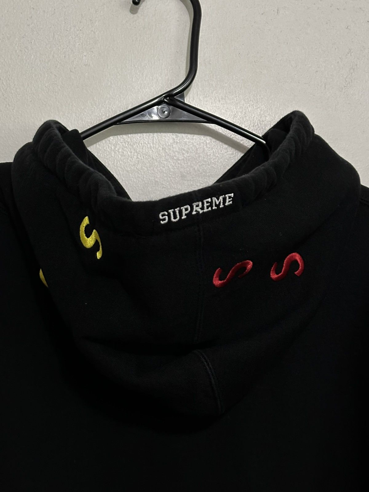 Supreme Supreme Embroidered S Hooded Sweatshirt Size US L / EU 52-54 / 3 - 6 Thumbnail