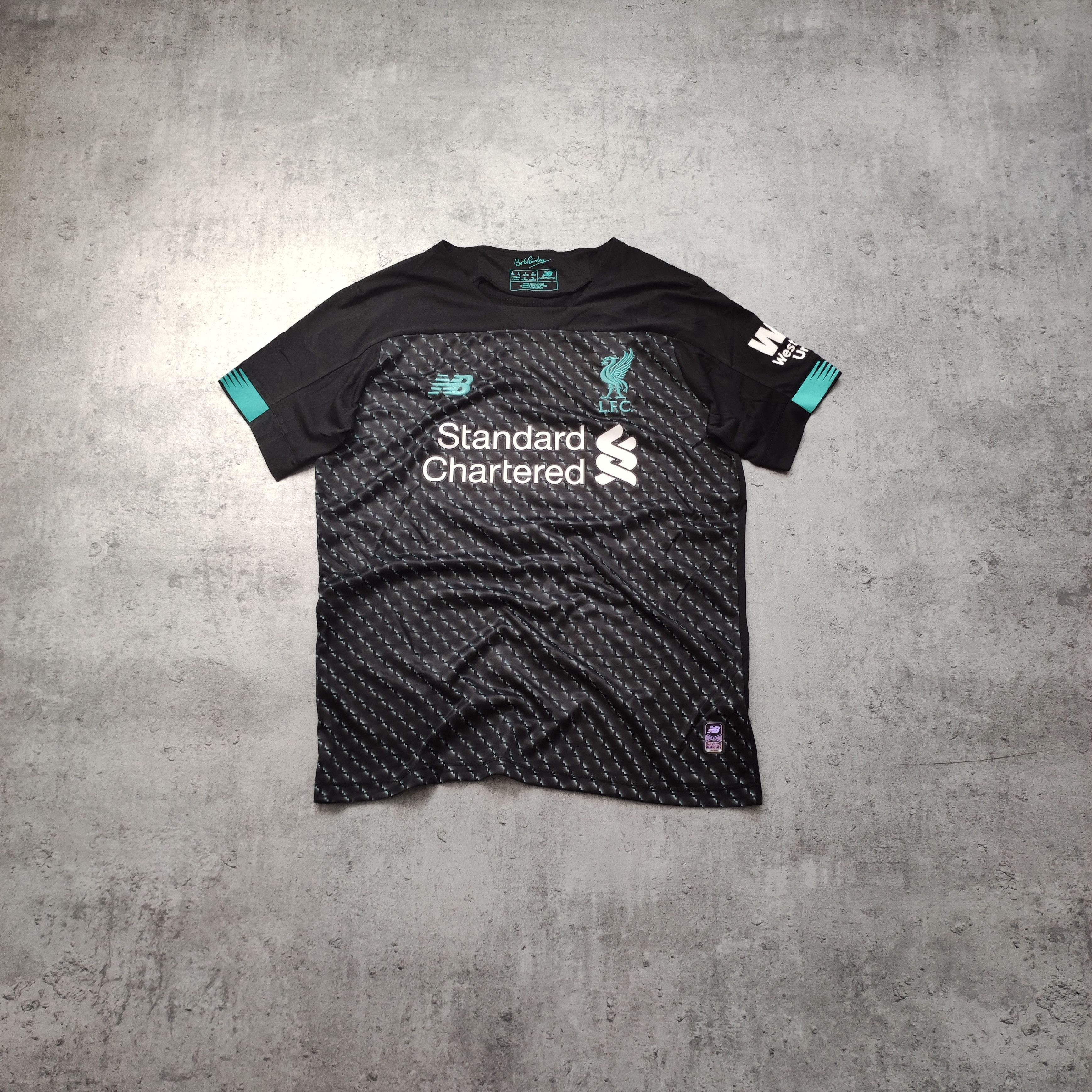Other RARE #9 Firmino New Balance Liverpool FC 19/20 Third Jersey Size US S / EU 44-46 / 1 - 2 Thumbnail