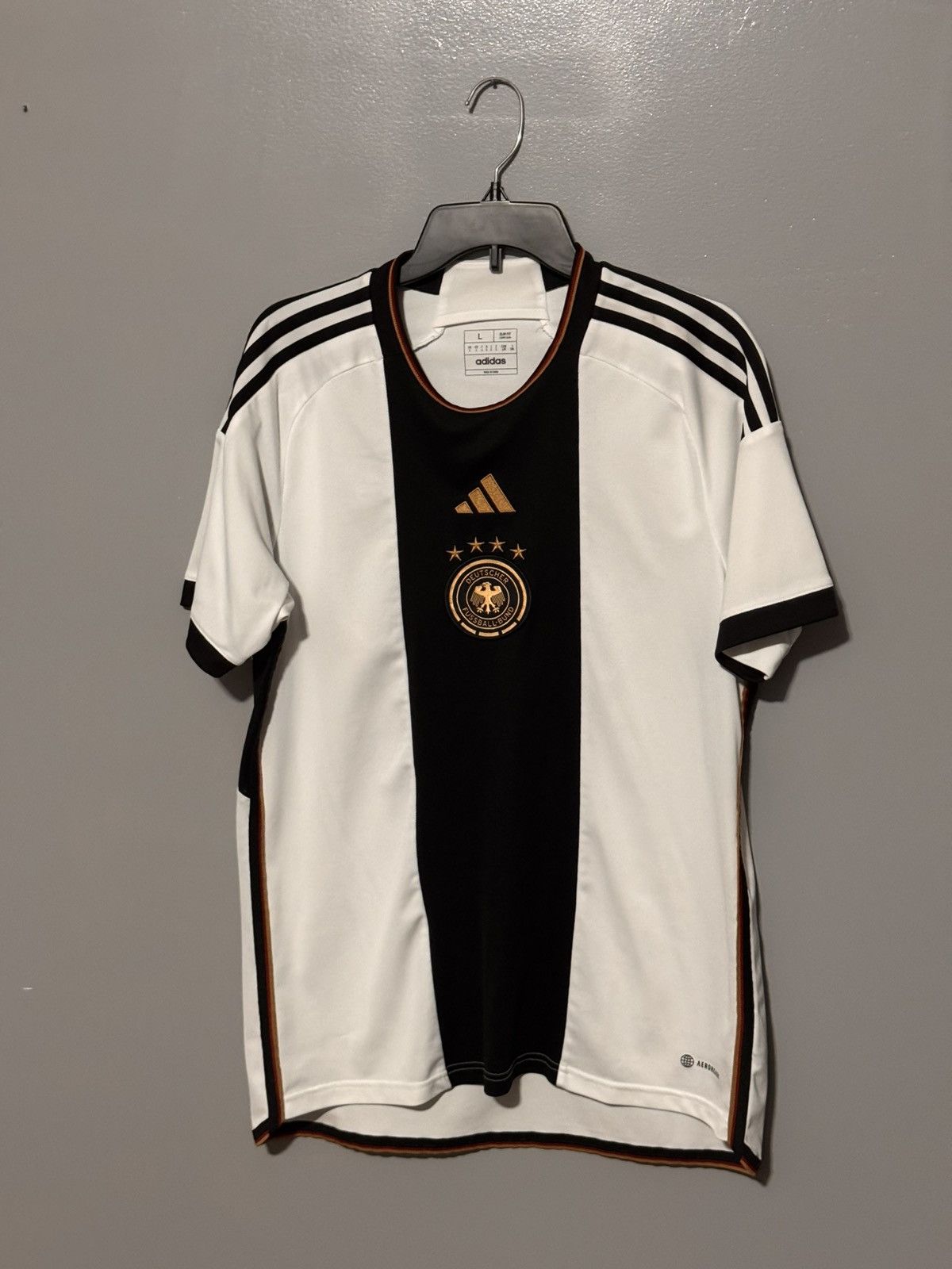 Adidas GERMANY 2022 AWAY KIT *NEW* Size US L / EU 52-54 / 3 - 1 Thumbnail