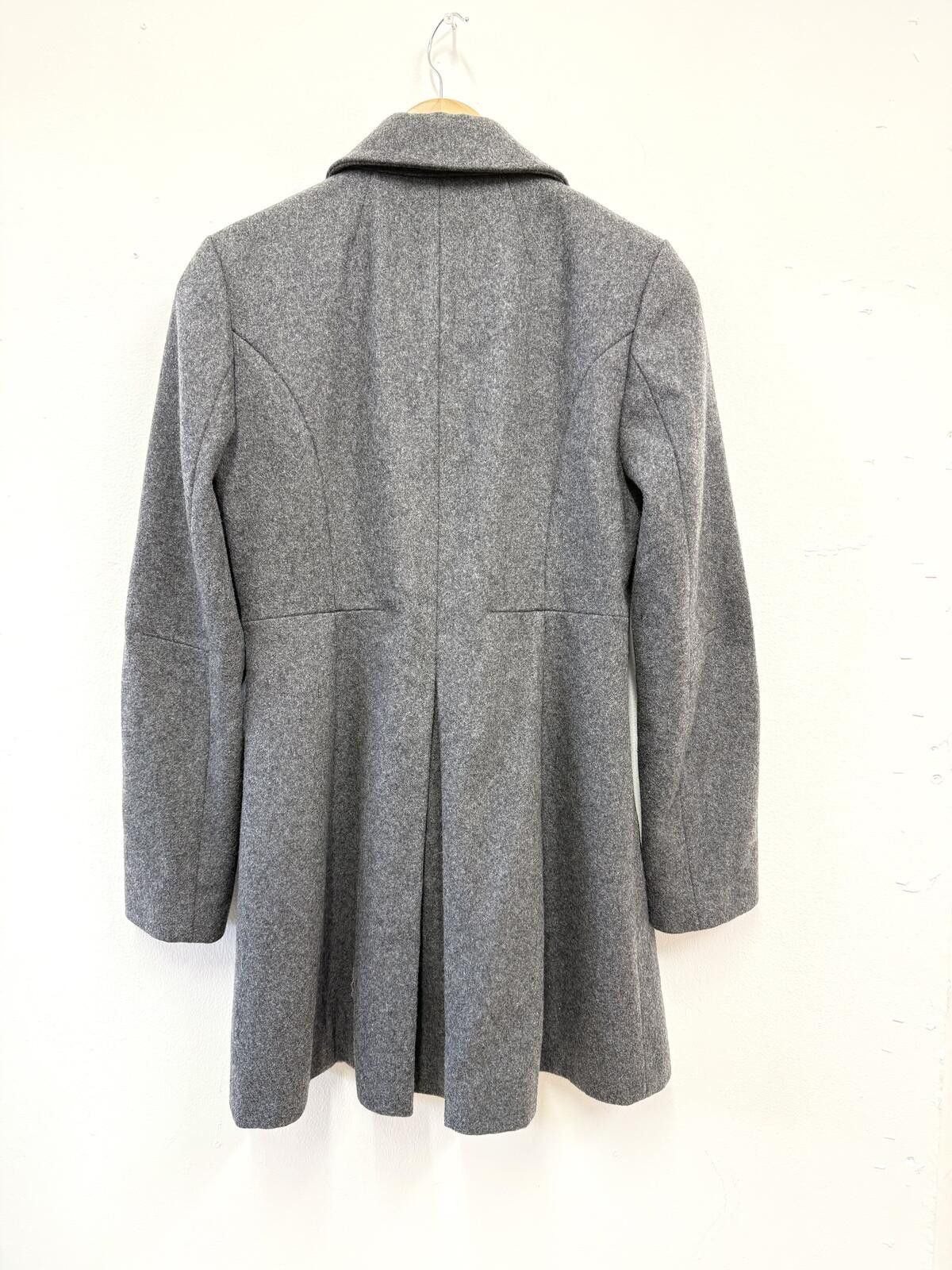 Other Jack wills grey coat in size 10 :) Size M / US 6-8 / IT 42-44 - 3 Thumbnail