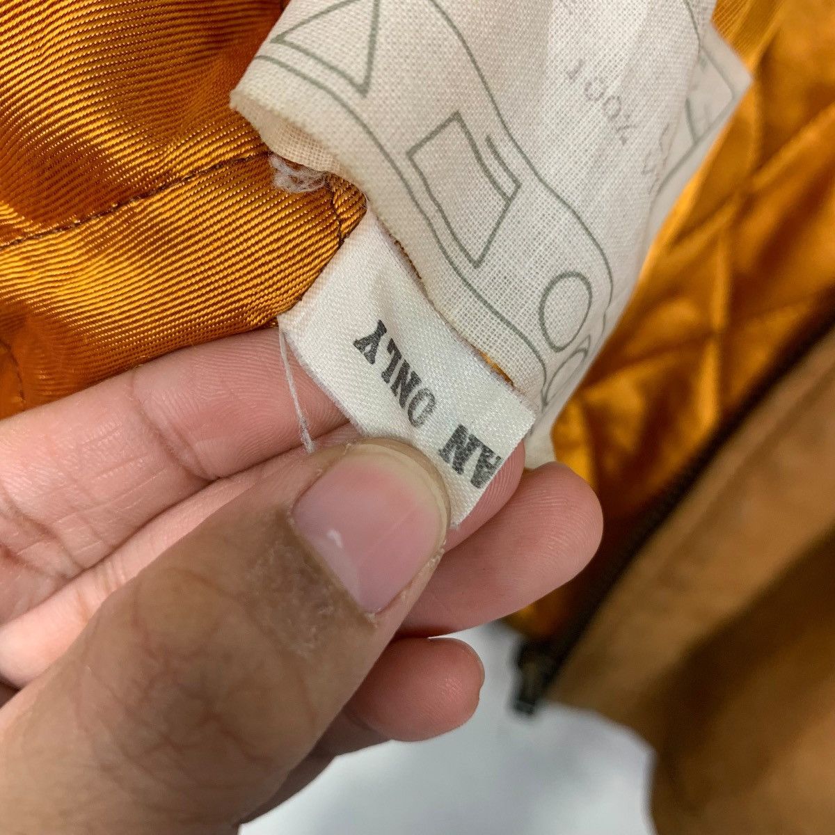Vintage 70’s GHEZZI by ARCA Quilted Lined Leather Jacket #2363-C106 Size US M / EU 48-50 / 2 - 18 Thumbnail