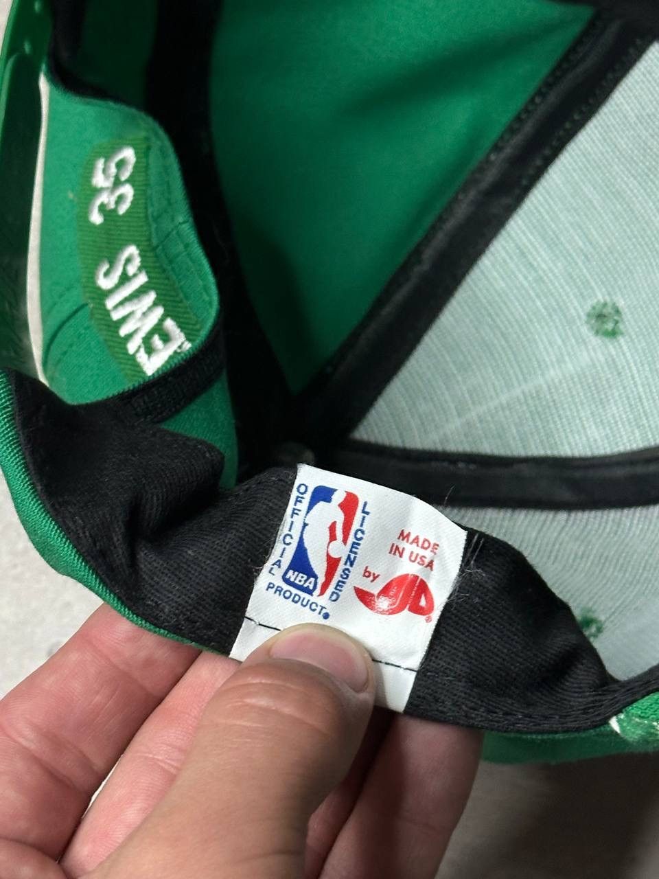 NBA × Vintage Larry Bird Boston Celtics Made in USA SnapBack Cap Rare 90s Size ONE SIZE - 10 Thumbnail