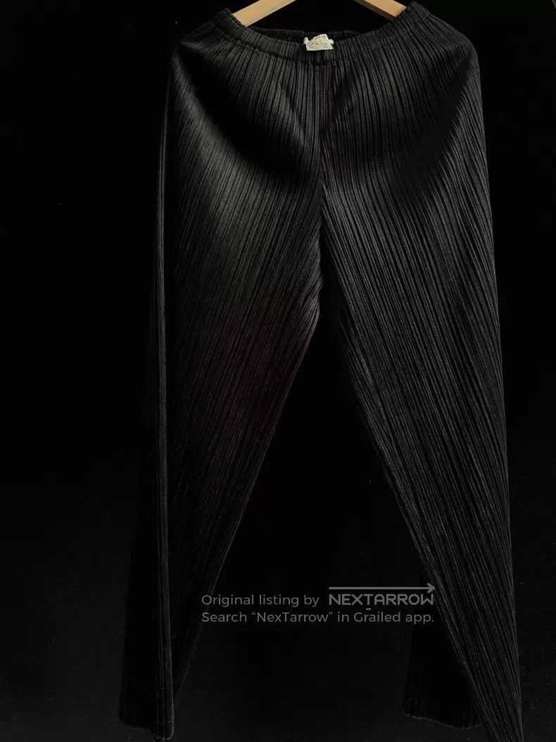 Issey Miyake Issey Miyake size:1 Black Ruffle Straight Pants Size 22" - 2 Thumbnail