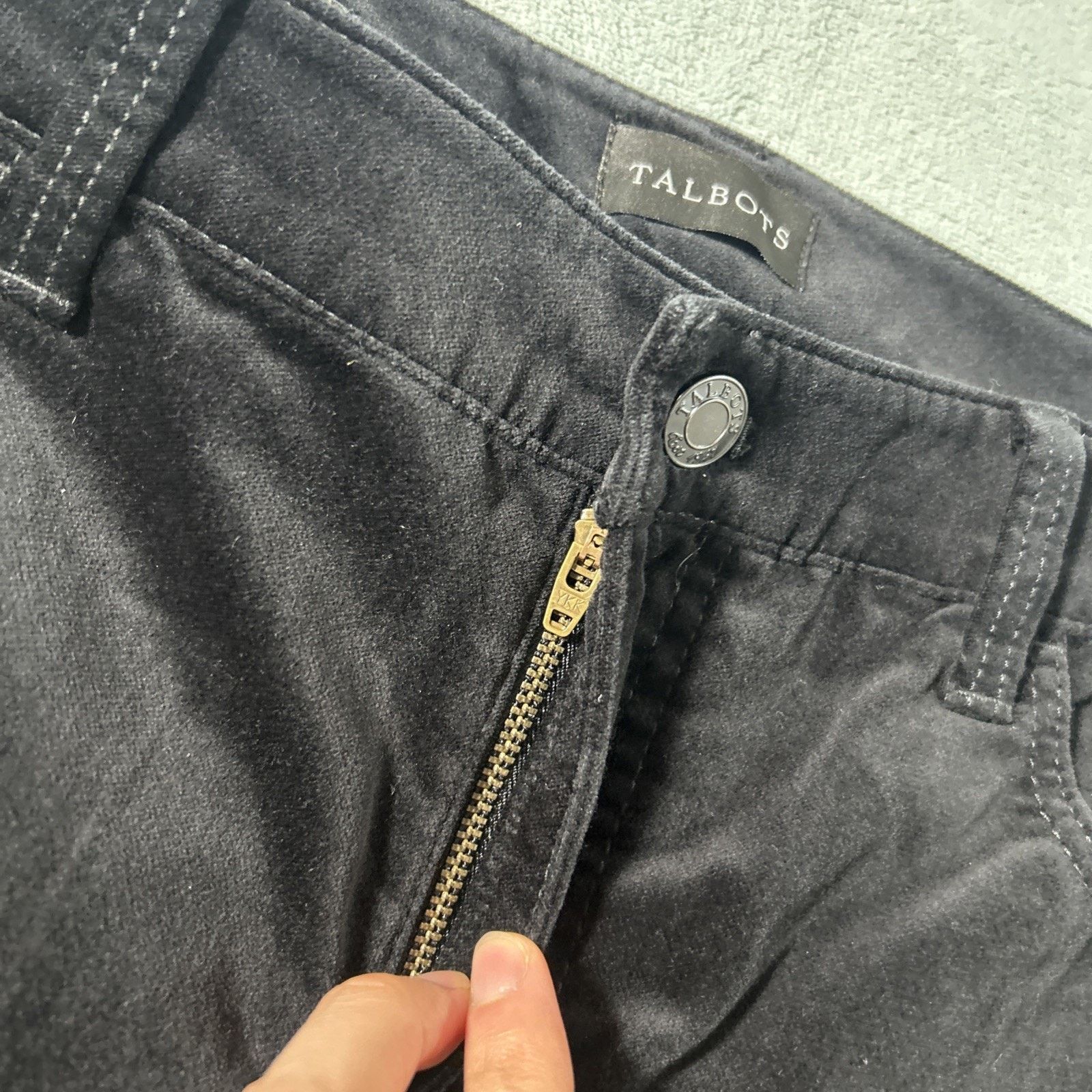Talbots Velveteen Corduroy Straight Pants Women 10 34x28 Velour Soft Size 32" / US 10 / IT 46 - 4 Thumbnail