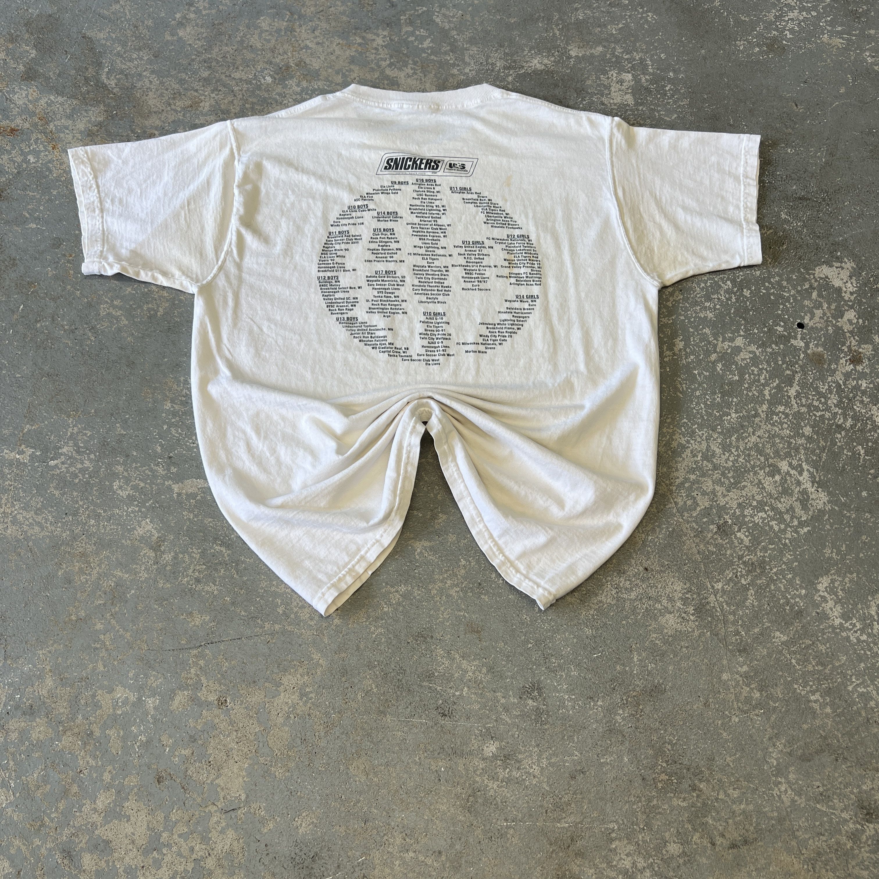 Fruit Of The Loom Vintage USA Soccer Spring Invitational T-Shirt Size US L / EU 52-54 / 3 - 4 Thumbnail