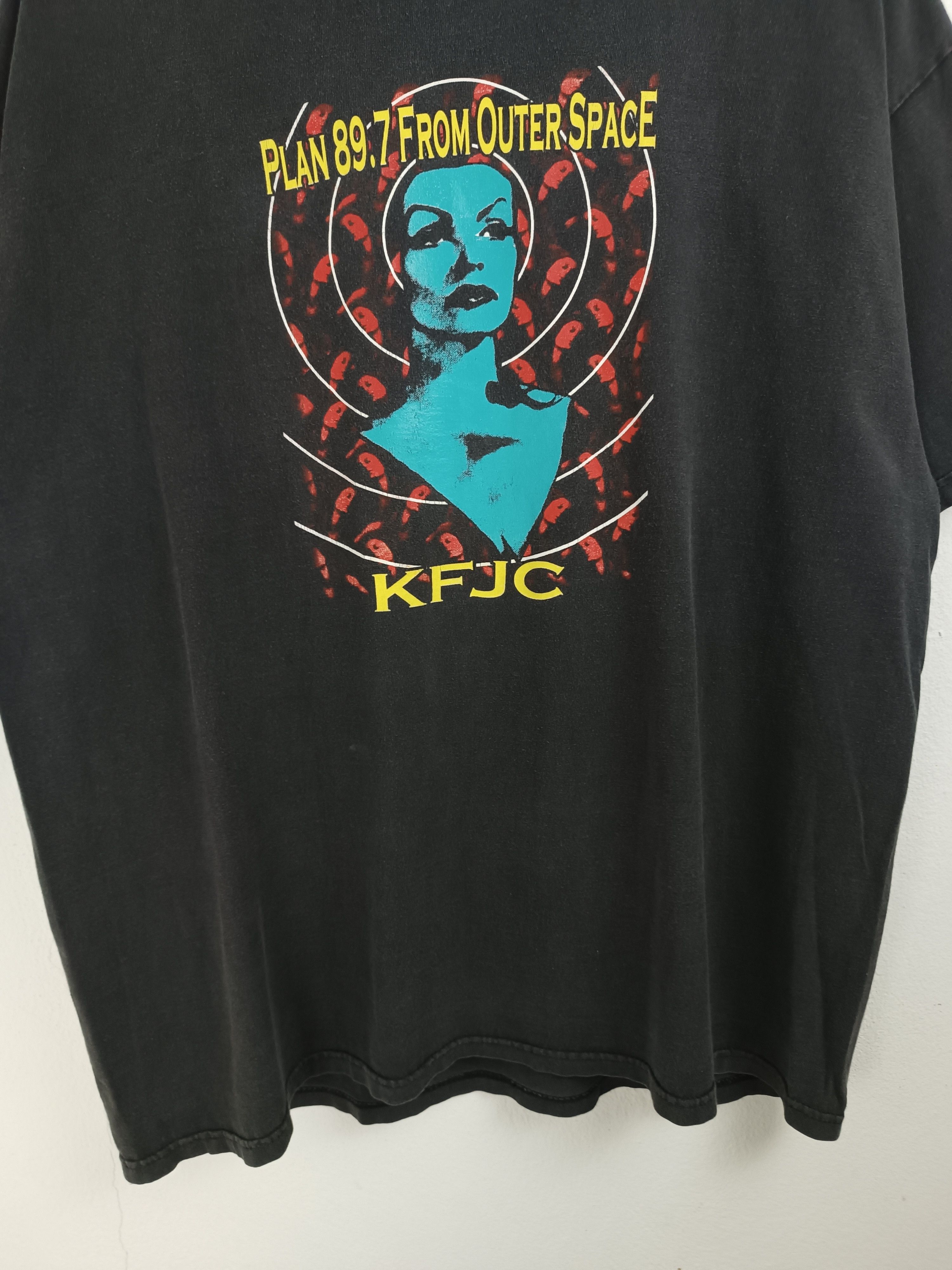 Vintage VINTAGE 90'S FADED KFJC PLAN 89.7 FROM OUTER SPACE VERY RARE Size US XL / EU 56 / 4 - 9 Thumbnail