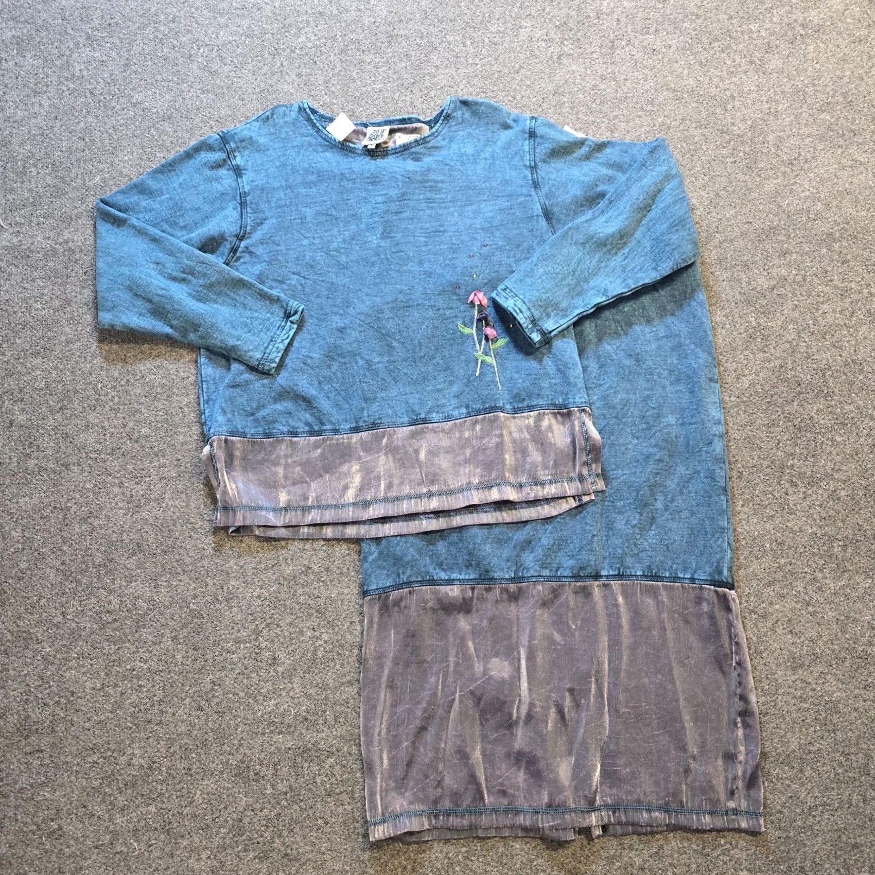 Mango VINTAGE Julie Mango Set Women Size Medium Blue Floral Skirt Sweats Casual Lounge Outfit/Set 2 Piece Knit Cotton Embroidered Long Sleeve Crew Neck Size 32" / US 10 / IT 46 - 2 Thumbnail