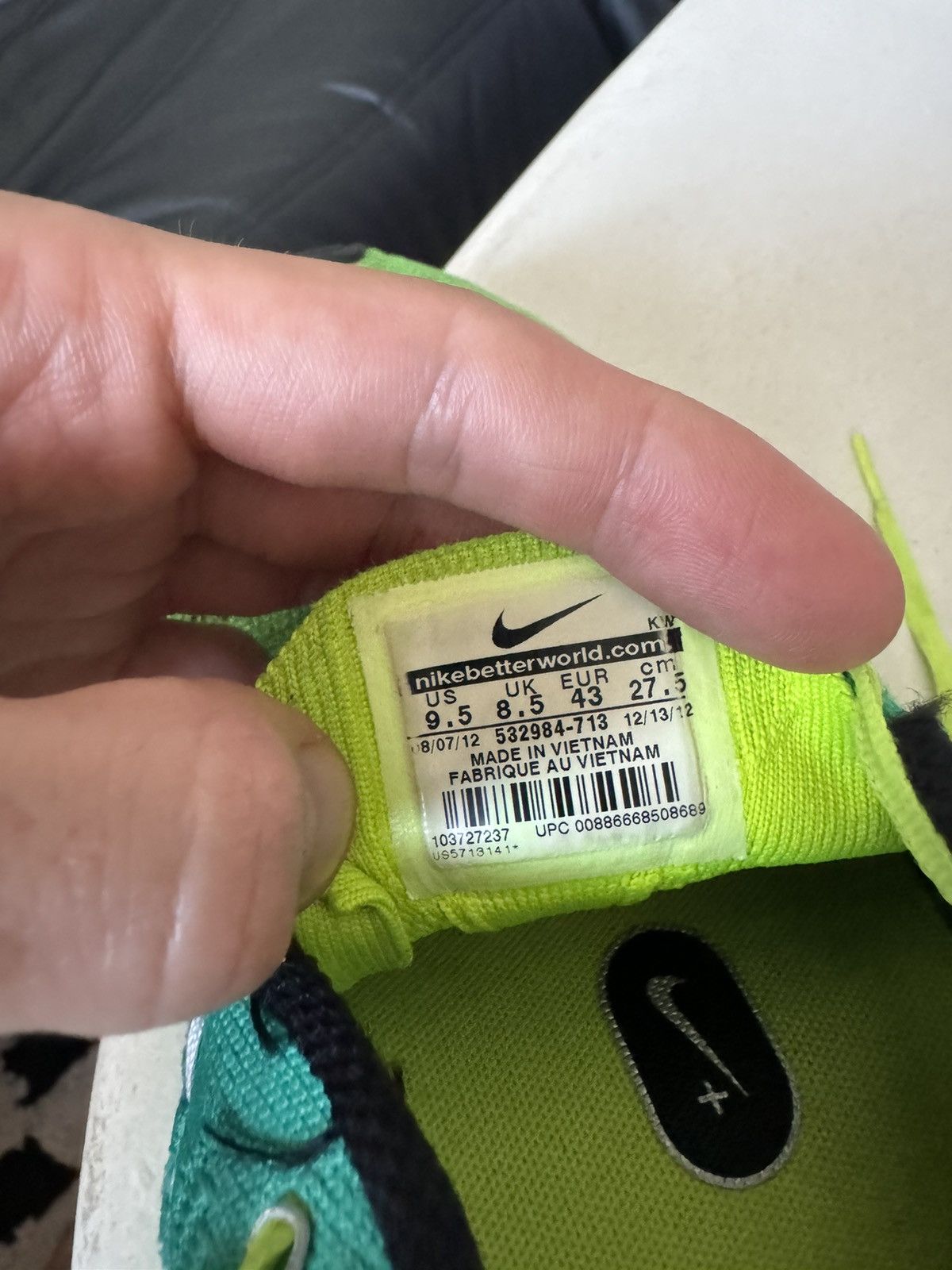 Nike Nike Flyknit Trainer Volt Kanye West YeKnit Og 2012 9.5US Size US 9.5 / EU 42-43 - 7 Thumbnail