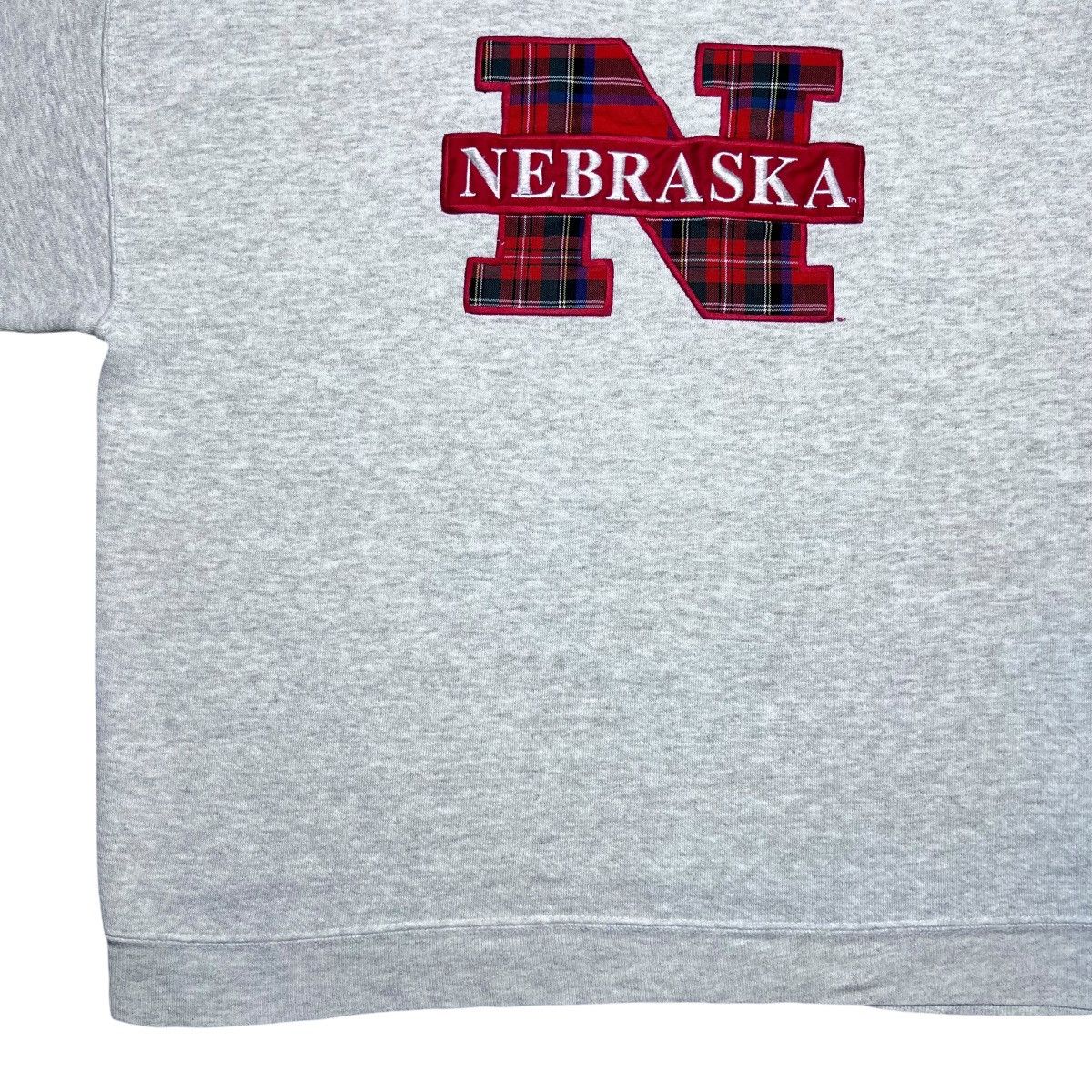 NCAA Vintage 90s NCAA Nebraska Cornhuskers Embroidered Sweatshirt Size US L / EU 52-54 / 3 - 7 Thumbnail