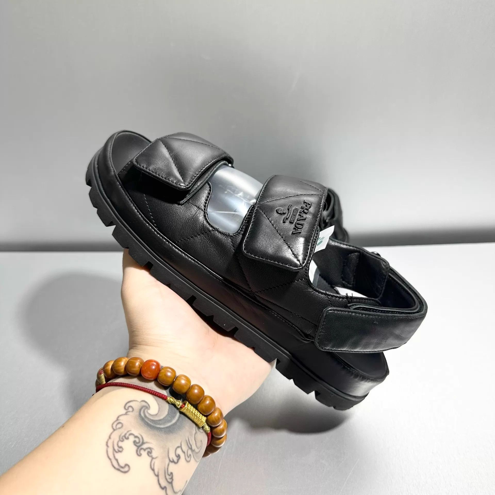Prada Prada black velcro beach sandals EU 38 Size US 7.5 / IT 37.5 - 9 Thumbnail