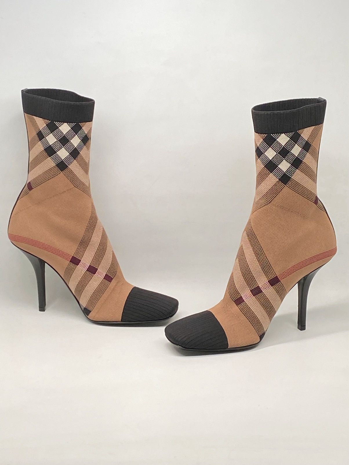 Burberry Burberry Square Toe Check Print Heel Booties size 37.5 Size US 7.5 / IT 37.5 - 4 Thumbnail