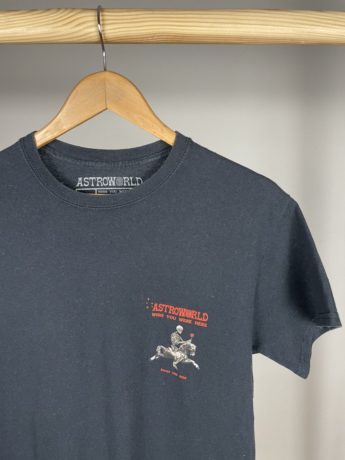 Travis Scott Astroworld Travis Scott t-shirt enjoy the ride 2018 Size US M / EU 48-50 / 2 - 2 Thumbnail