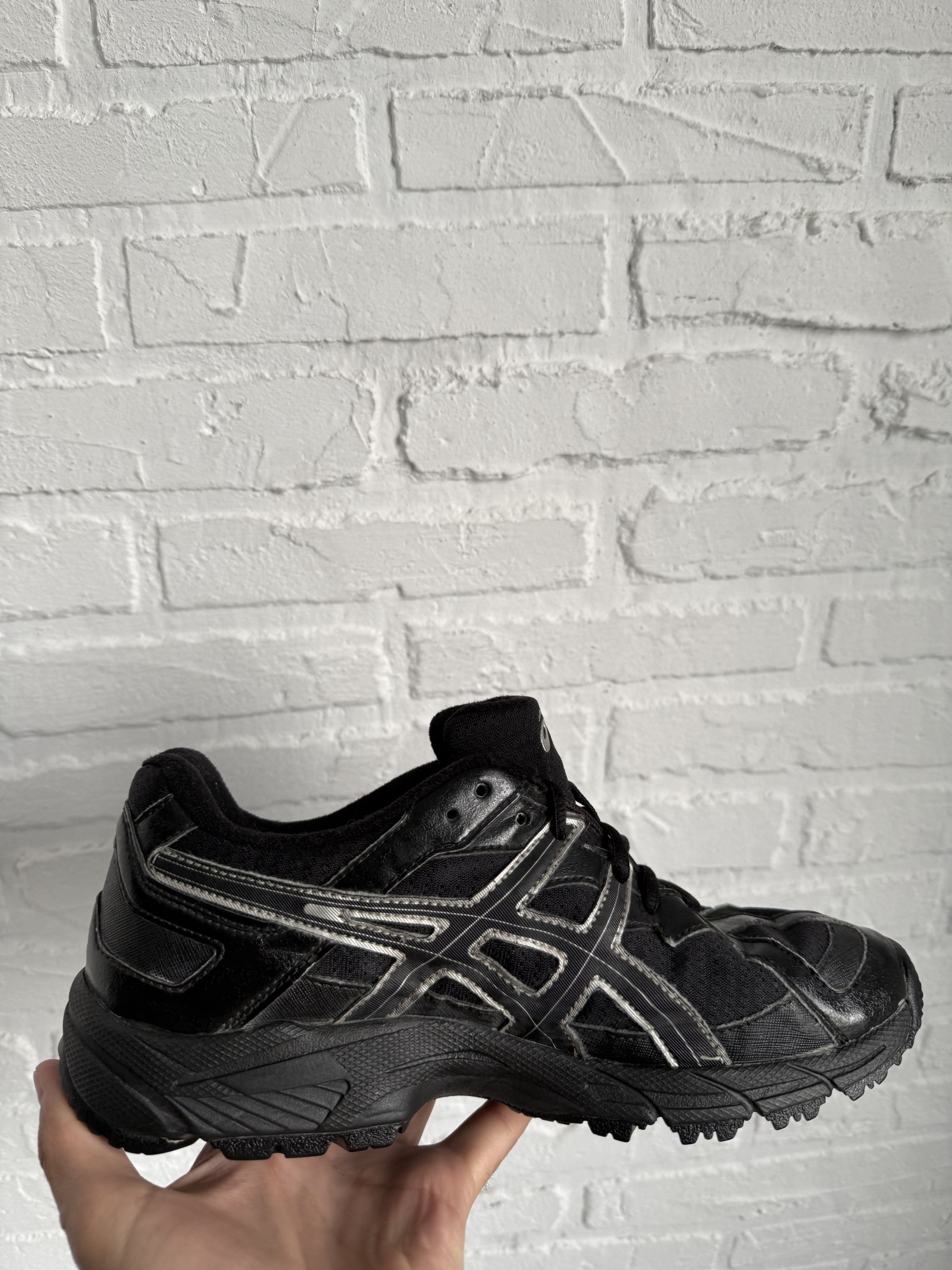 Asics Vintage ASICS gel target gore-Tex sneakers Size US 9.5 / EU 42-43 - 11 Thumbnail
