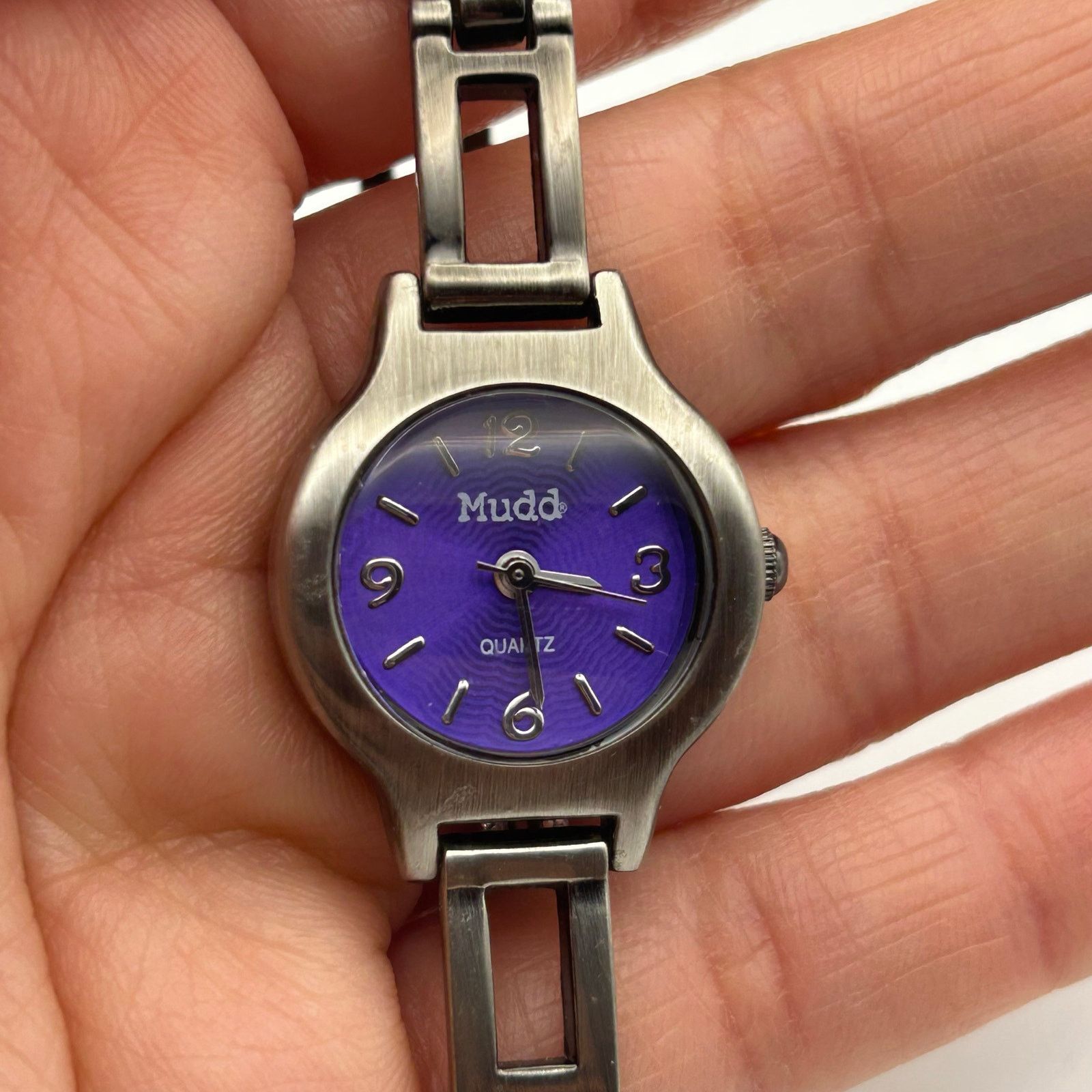 Other Mudd Women’s Silver Tone Bracelet Watch Purple Dial Quartz Size ONE SIZE - 6 Thumbnail