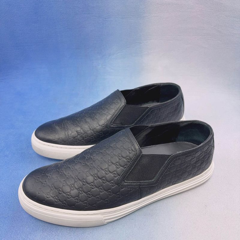 Gucci Gucci Black Low-Top Slip-On Sneakers for Men 0079 Size US 8.5 / EU 41-42 - 1 Thumbnail