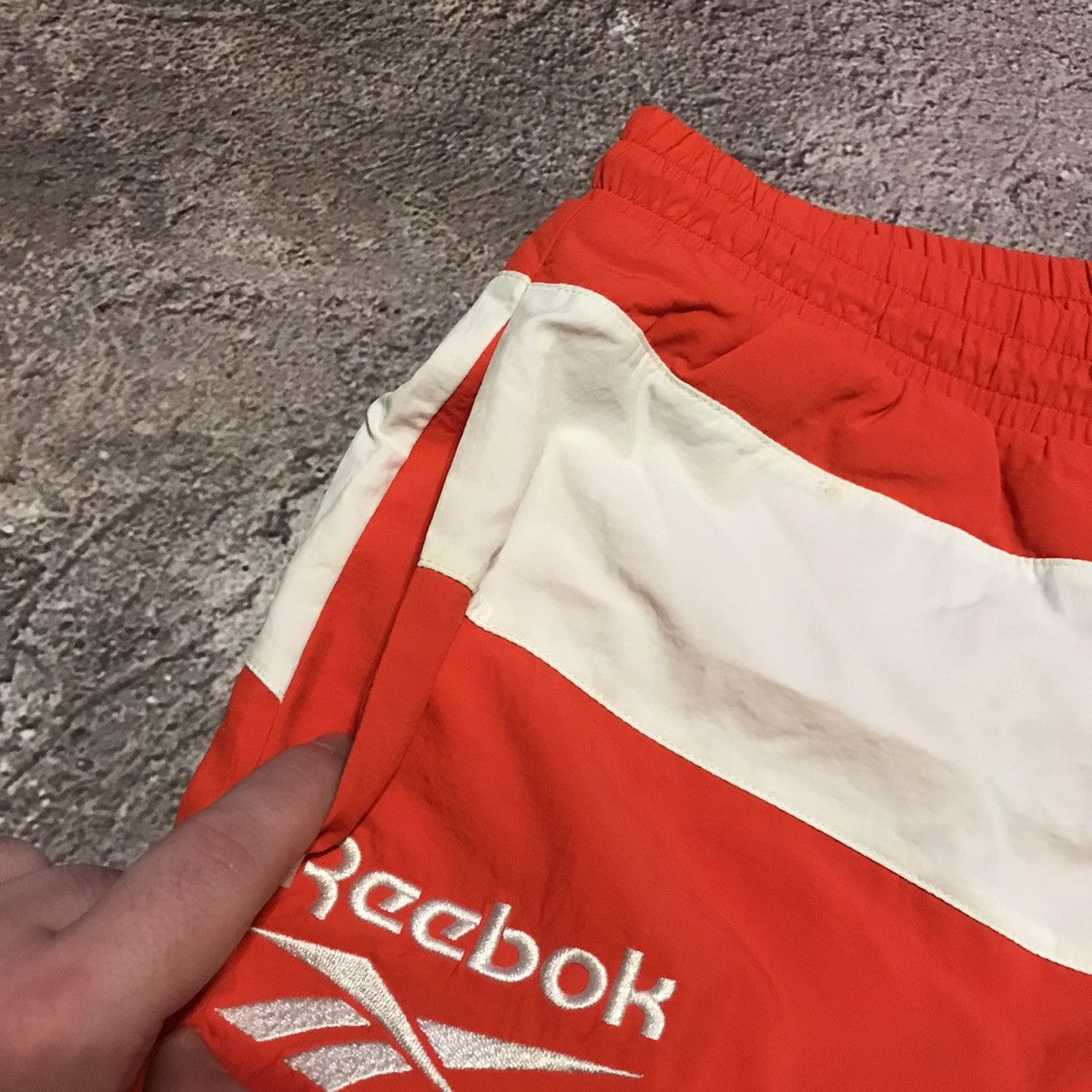 Reebok vintage Reebok shorts swoosh casual streetwear japan Y2K Size US 32 / EU 48 - 2 Thumbnail