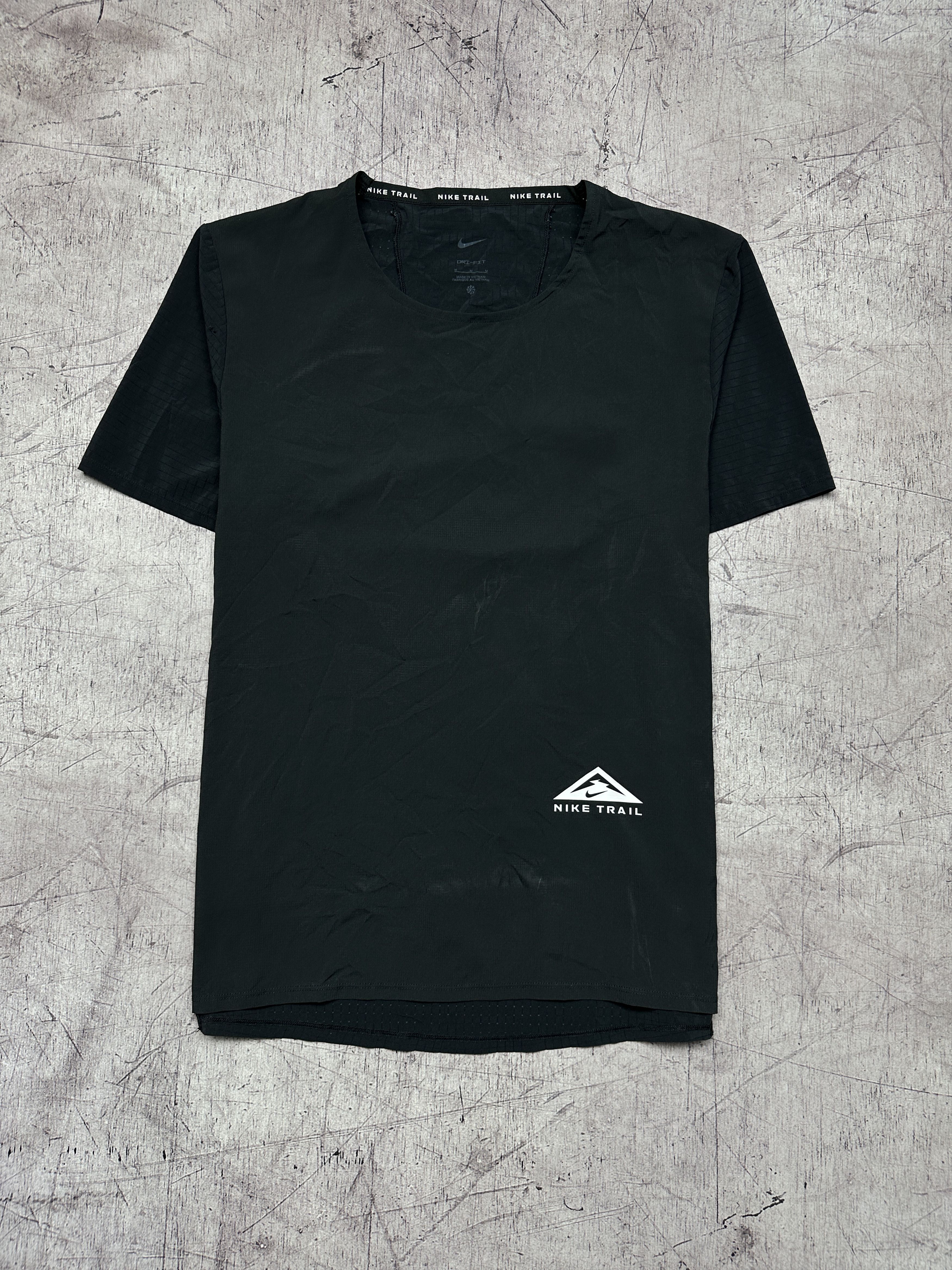 Nike Nike Trail Dri Fit Mens T-Shirt Size US M / EU 48-50 / 2 - 1 Thumbnail