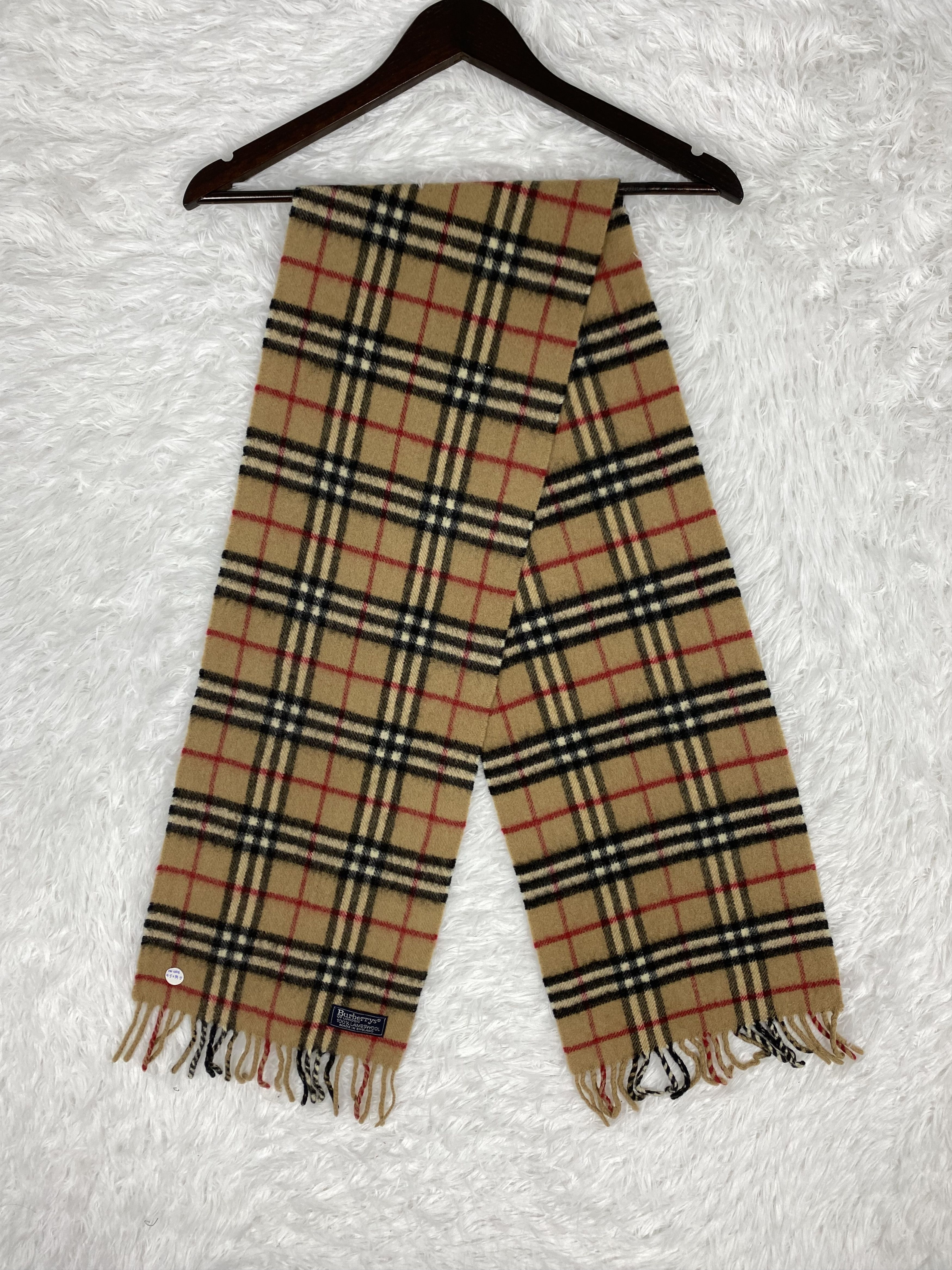 Burberry Vintage Burberry Scarf / Muffler Neckwear PM0006 Size ONE SIZE - 1 Thumbnail