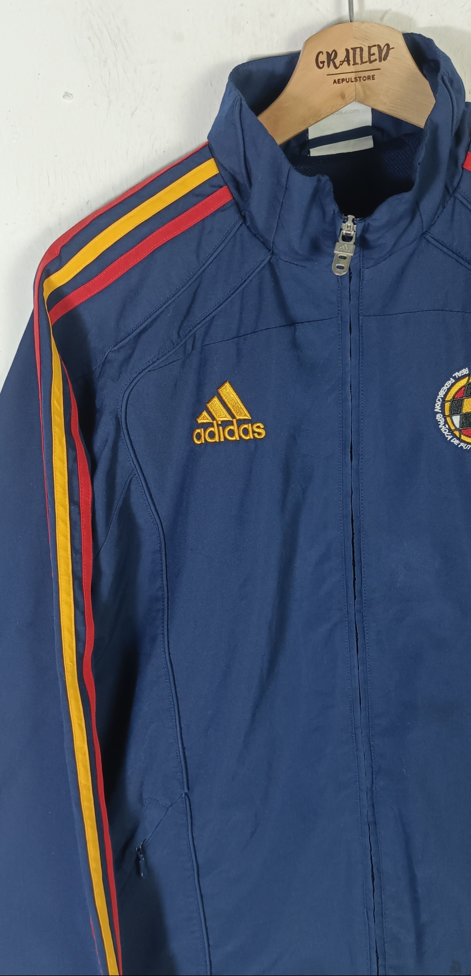 Adidas Adidas Spain 2010 World Cup Tracksuit Jacket Size US M / EU 48-50 / 2 - 4 Thumbnail