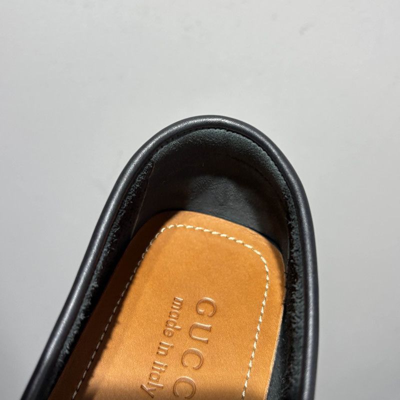 Gucci Gucci Black Leather Interlocking Loafers for Men - Size US 8 / EU 41 - 9 Thumbnail