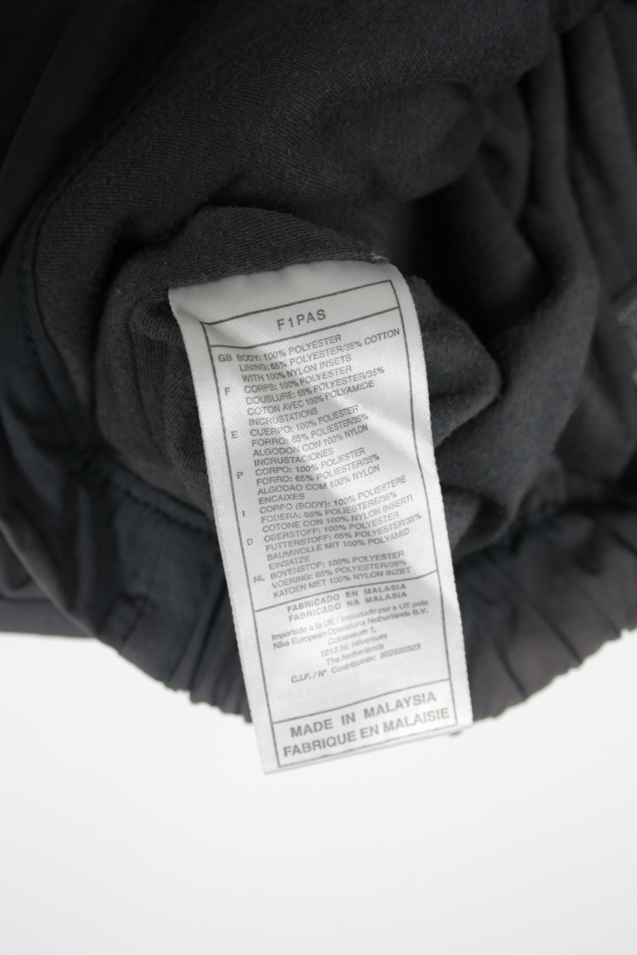 Japanese Brand × Nike × Vintage Nike 00s Vintage Women's Tech Nylon Windbreaker Lined Pants Size 36" / US 14 / IT 50 - 9 Thumbnail