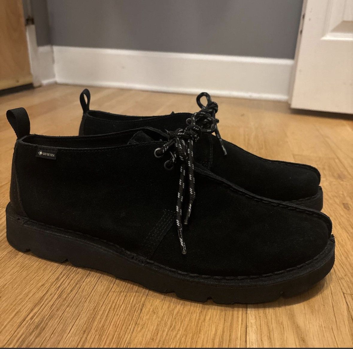 Clarks Clarks Desert Trek Gore-Tex Size US 12 / EU 45 - 1 Thumbnail