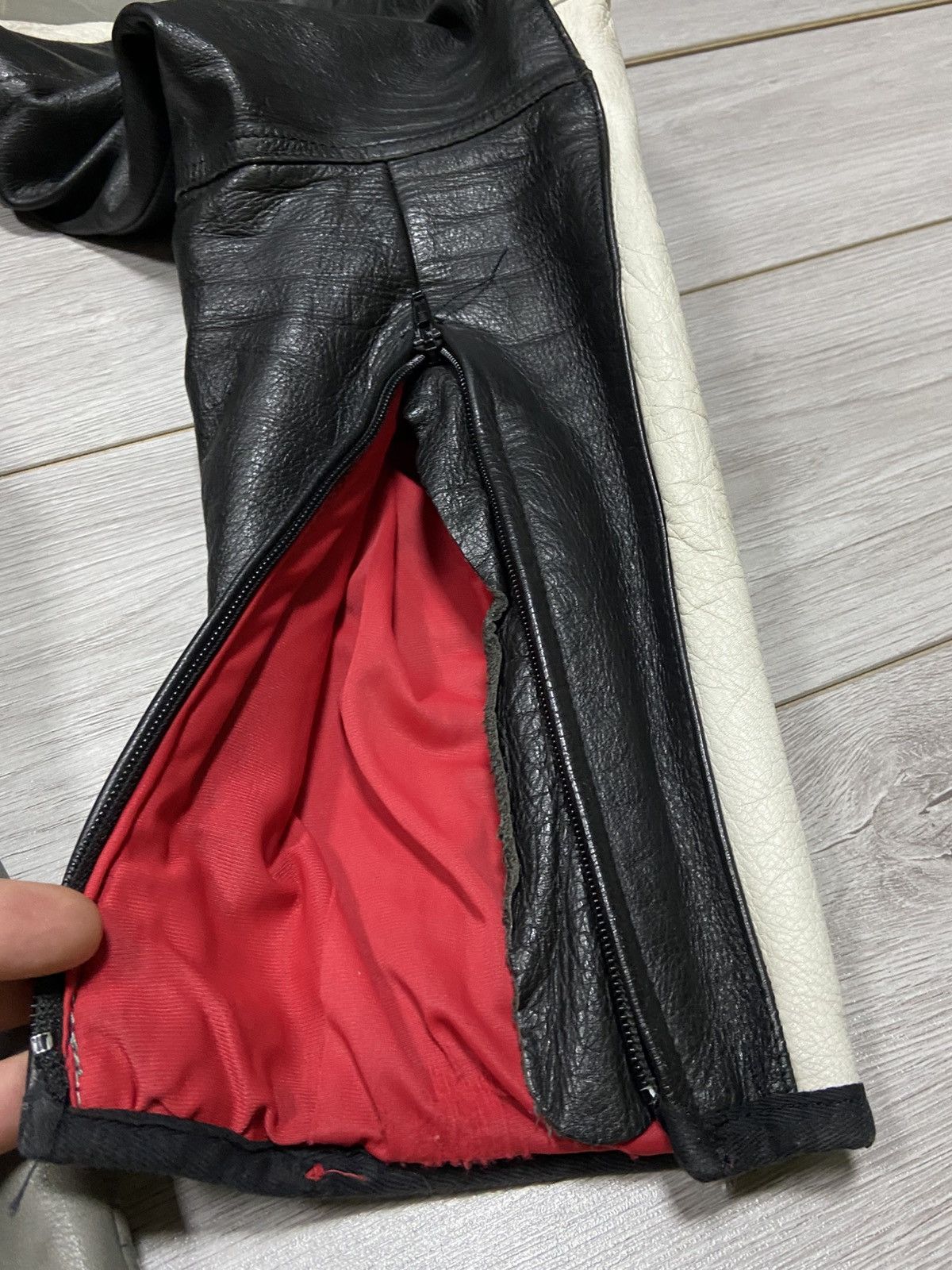 Dainese Dainese vintage big logo moto Italy leather suit pantsjacket Size US S / EU 44-46 / 1 - 17 Thumbnail