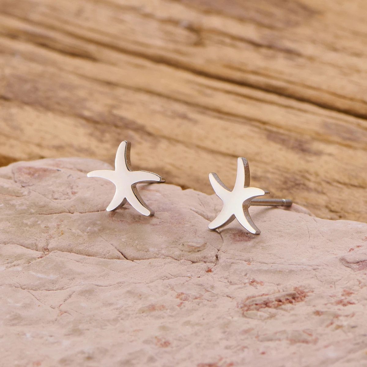 Jewelry Mini Starfish Stud Earrings Charm Earring Gift Size ONE SIZE - 1 Preview