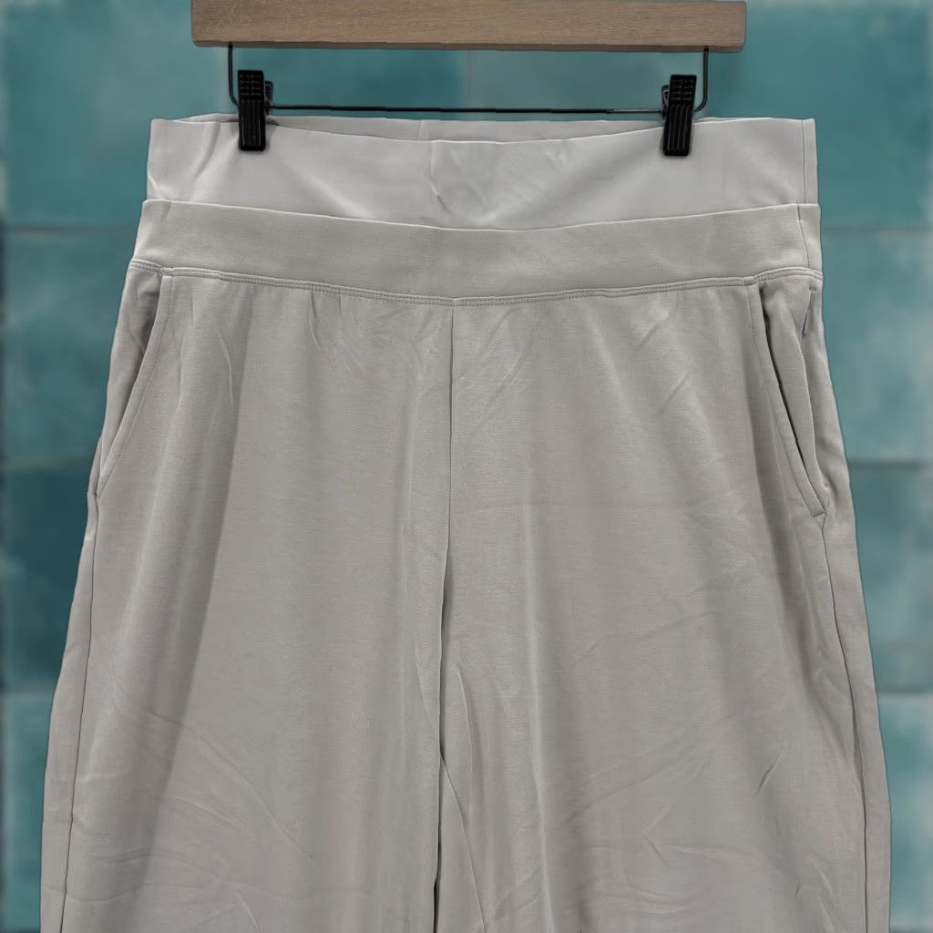 Athleta Athleta Seasoft Pants Womens XL Beige Jersey Straight Leg Lounge Cozy Yoga Gym Size XL / US 12-14 / IT 48-50 - 1 Thumbnail