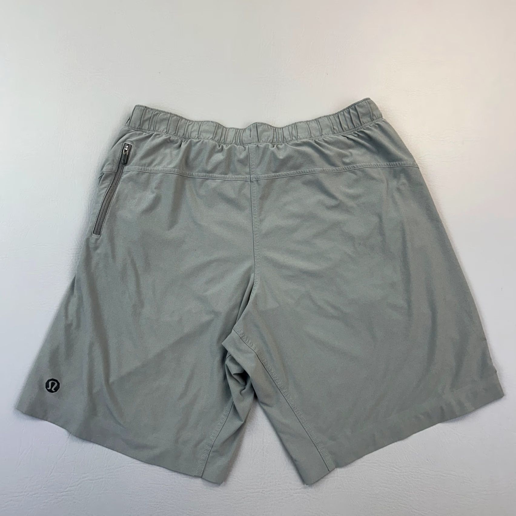 Lululemon Lululemon Pace Breaker Shorts Mens Medium Gray Athletic Drawstring Athleisure Size US 31 - 7 Thumbnail