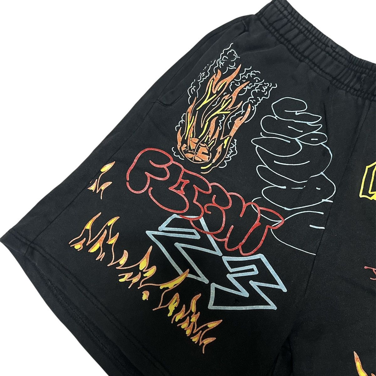 Travis Scott Travis Scott Cactus jack A world DSM sweat short pants Size US 30 / EU 46 - 3 Thumbnail