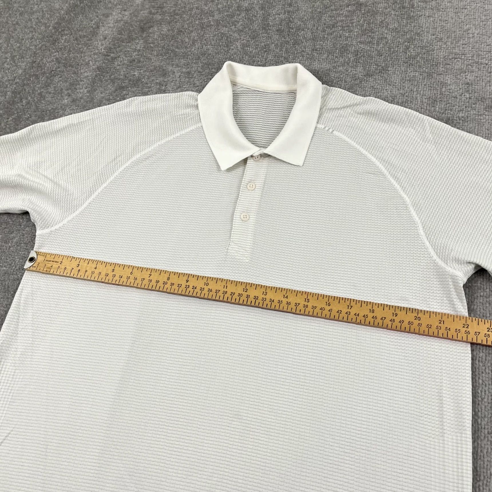 Lululemon Lululemon Metal Vent Polo Shirt Mens XL White Performance Golf Casual Preppy Shirt Polo Mens XL White Golf Preppy Metal Vent Tech Sports Size US XL / EU 56 / 4 - 5 Thumbnail