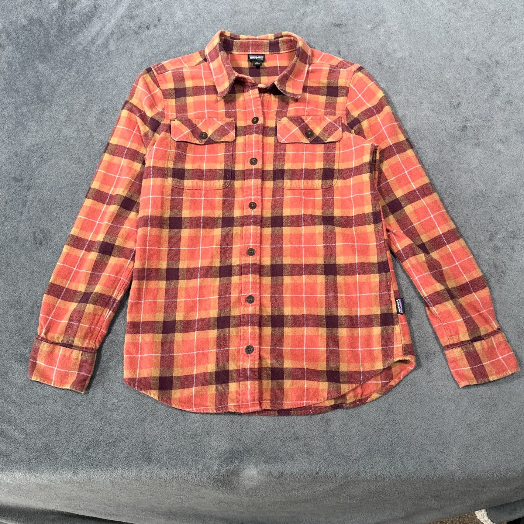 Patagonia Patagonia Fjord Shirt Womens XS Orange Plaid Midweight Organic Cotton Button-Up Long Sleeve Casual Outdoor Classic Mens? Size XS / US 0-2 / IT 36-38 - 2 Thumbnail