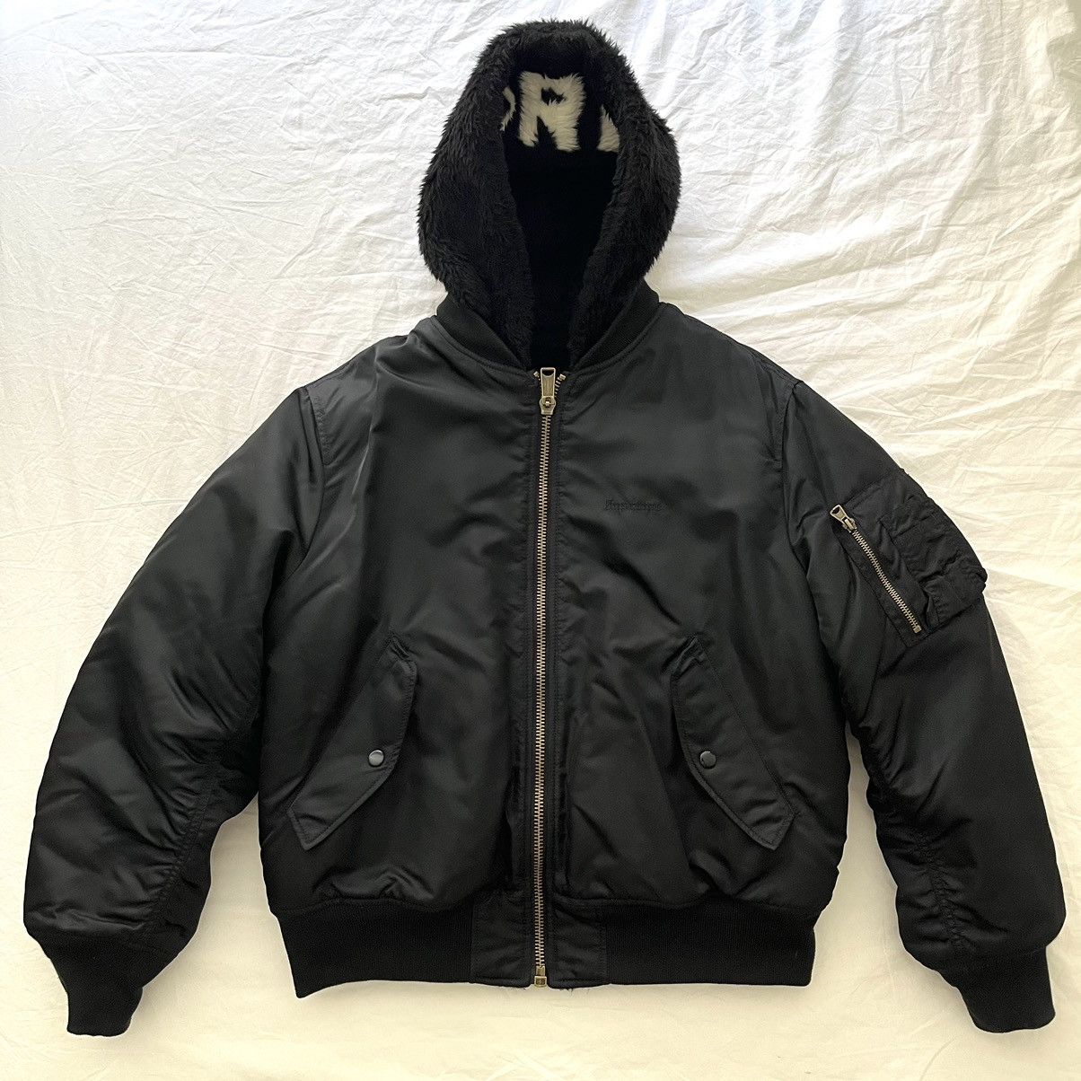 supreme hooded ma-1 