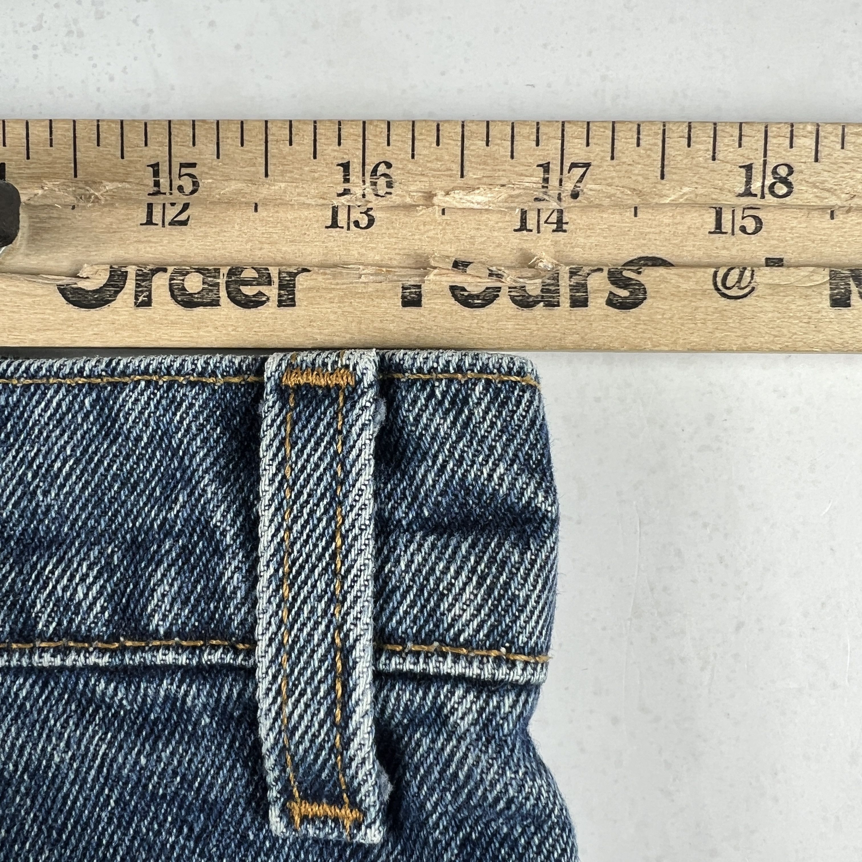 Levi's × Vintage VTG 90s Levi's Jean 560 Loose Taper Blue Denim Orange Tab Size US 33 - 22 Thumbnail