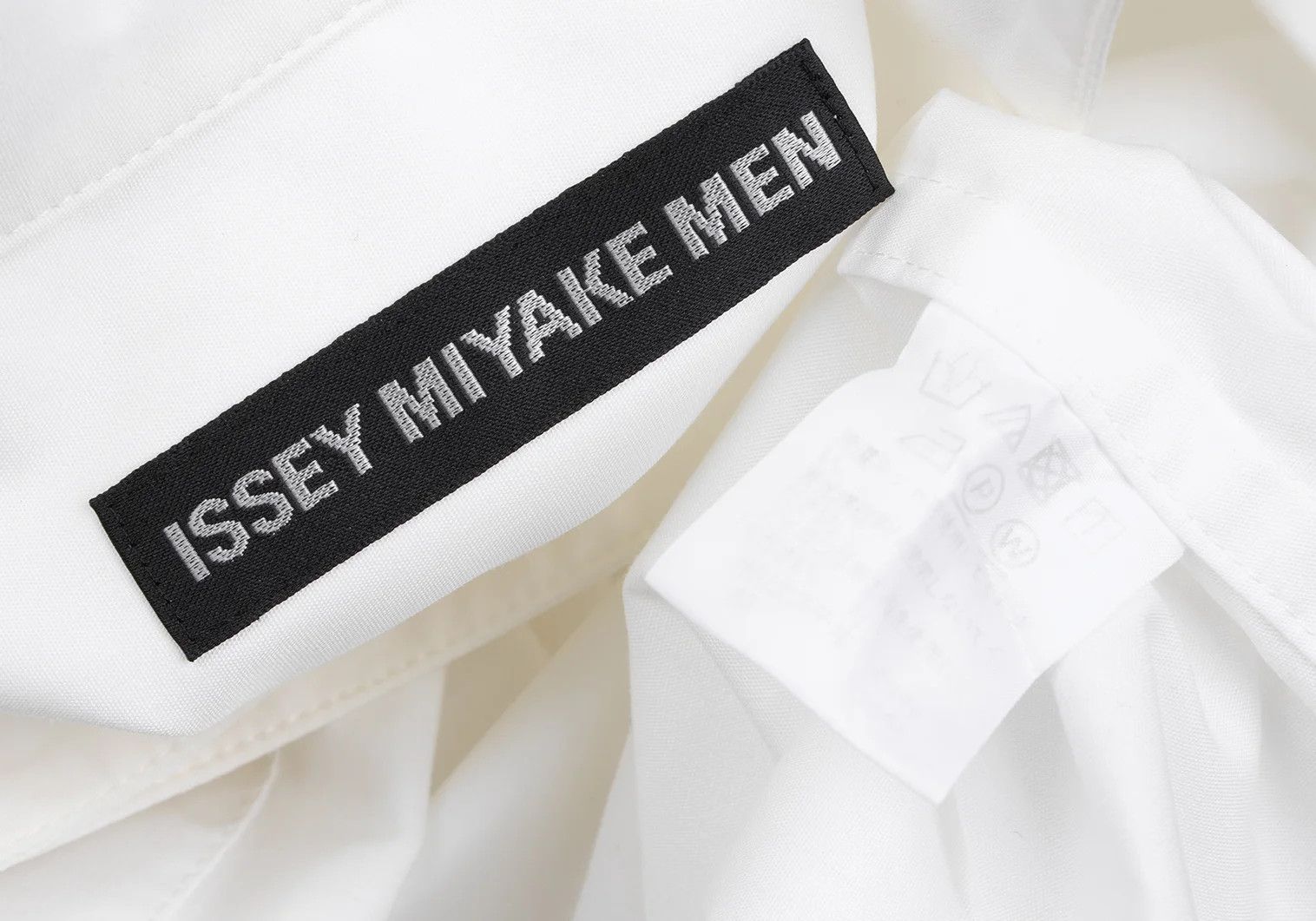 Issey Miyake Oversized Mao Collar Shirt in White Size US S / EU 44-46 / 1 - 19 Thumbnail