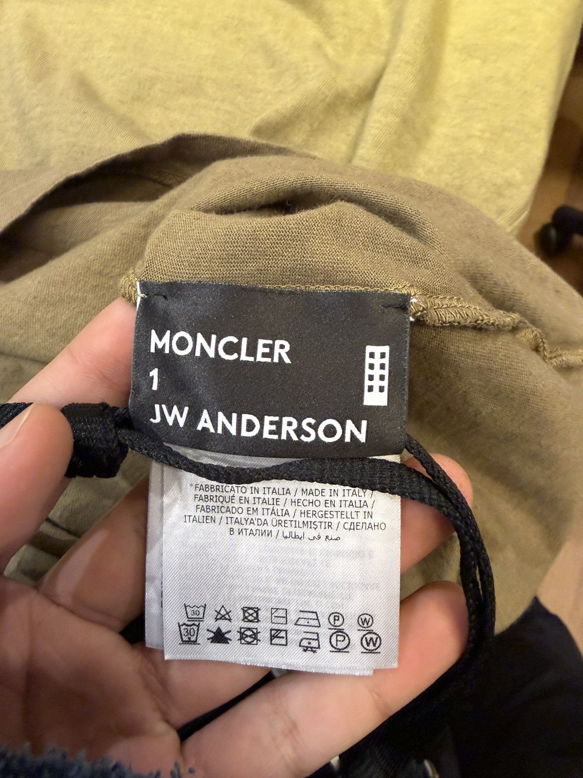JW Anderson × Moncler Moncler Genius x JW Anderson Gradient LS Shirt Size US M / EU 48-50 / 2 - 4 Thumbnail