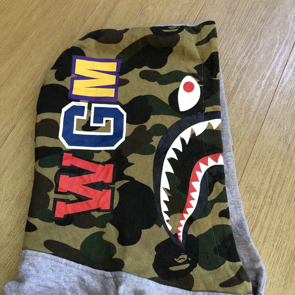 Bape 1st Camo Shark Hoodie Varsity Jacket Size US L / EU 52-54 / 3 - 4 Thumbnail