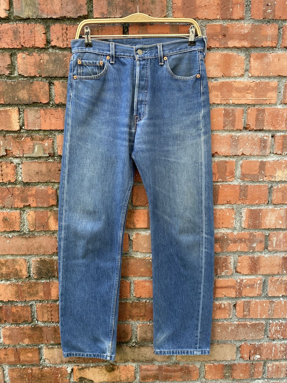 W31x30 vintage levi's 501xx made in USA