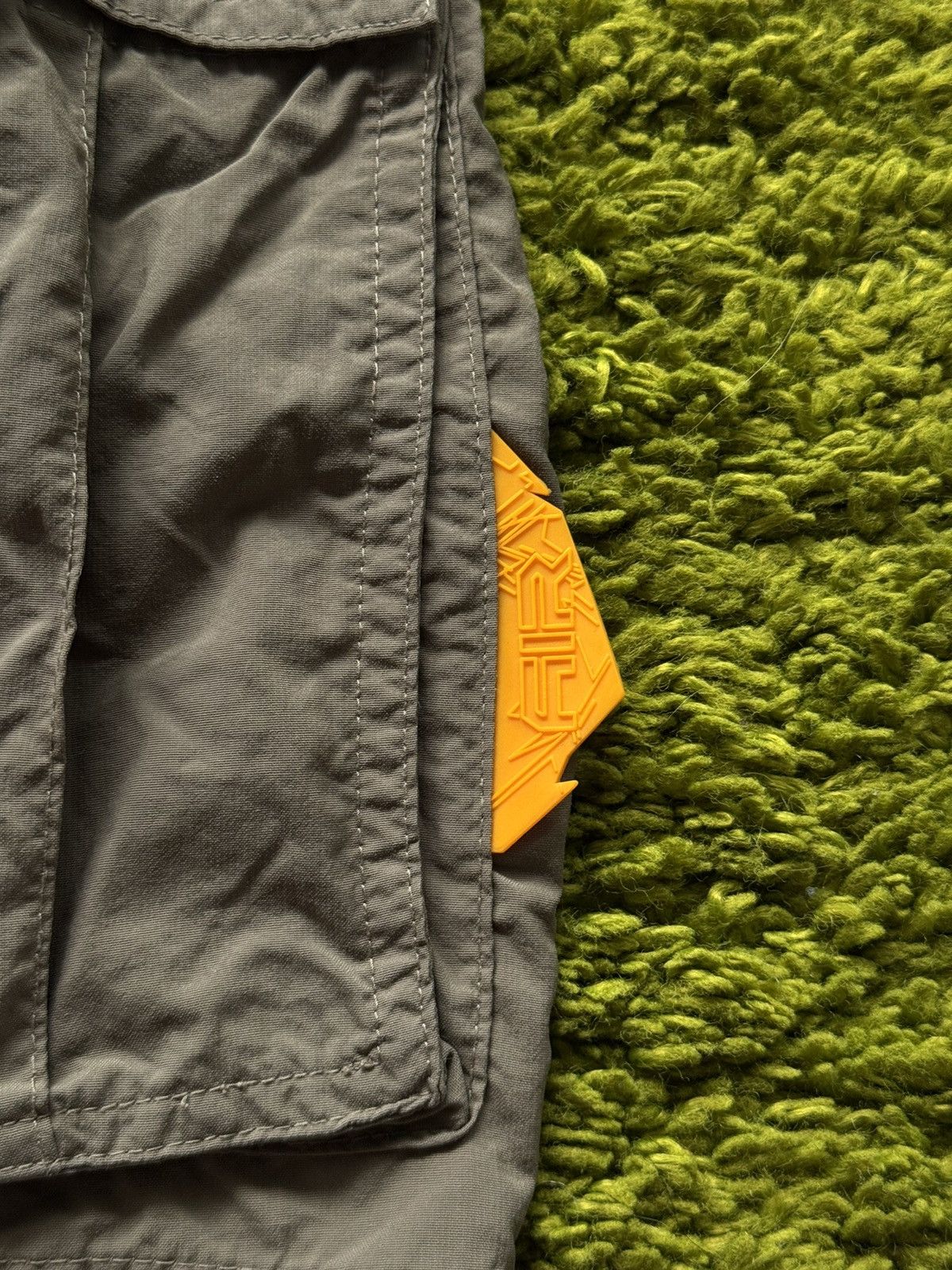 Nike Nike 2000s vintage cargo shorts Y2K Size US 34 / EU 50 - 6 Thumbnail