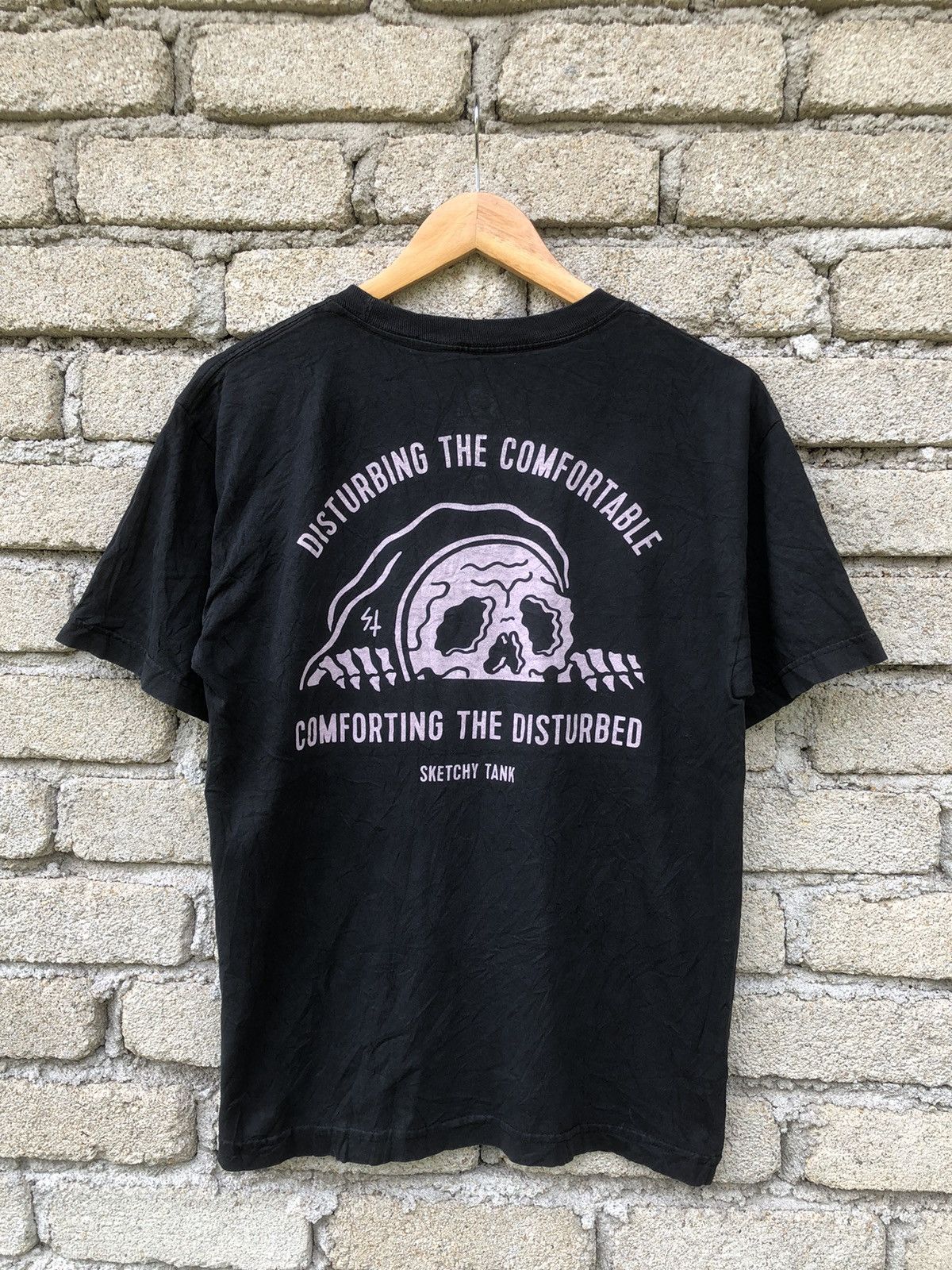 Japanese Brand Lurking Class By Sketchy Tank Backhit Tshirt Size US M / EU 48-50 / 2 - 1 Thumbnail