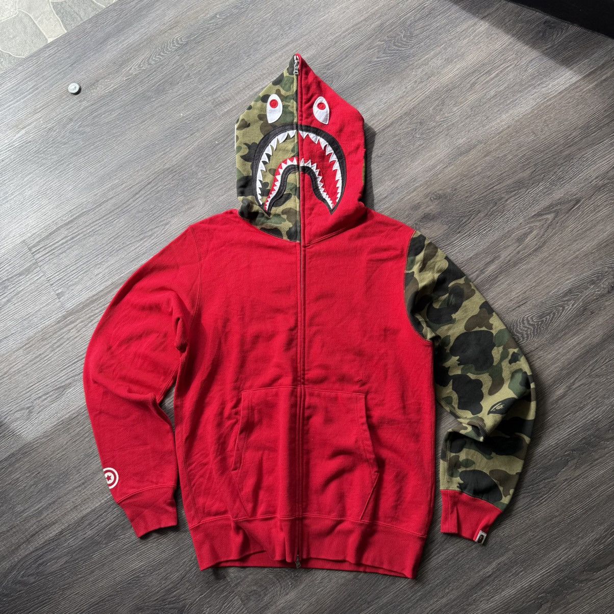 Bape BAPE 1st camo green × red shark OG Size US L / EU 52-54 / 3 - 1 Thumbnail