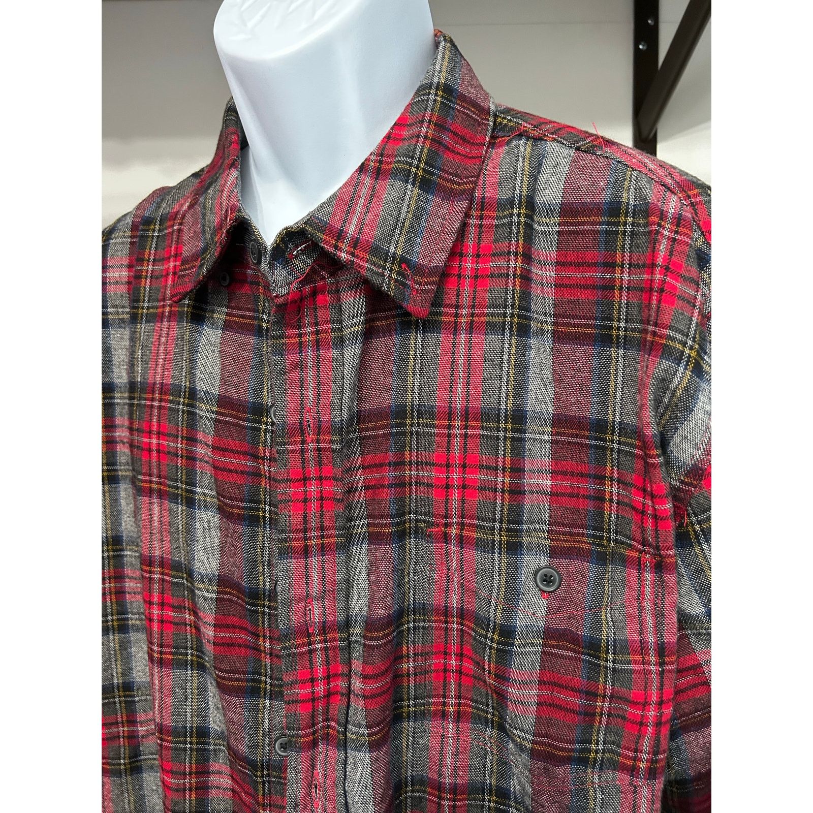 Weatherproof Weatherproof Mens XXL Red Plaid Flannel Shirt Long Sleeve Size US XXL / EU 58 / 5 - 4 Thumbnail